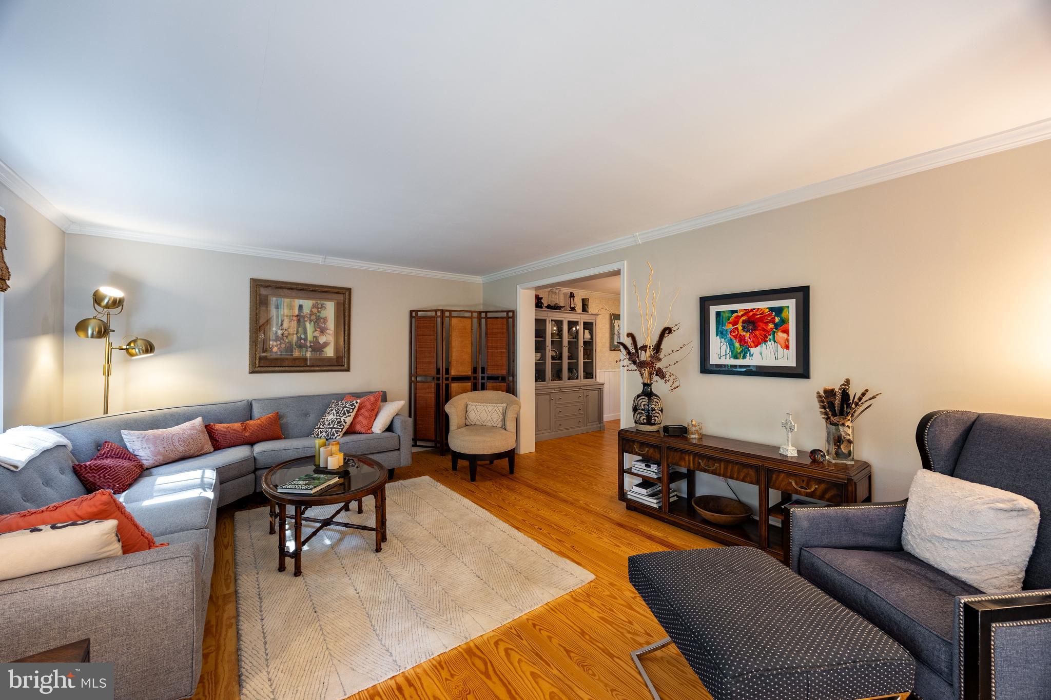 OAK TREE EAST - Residential