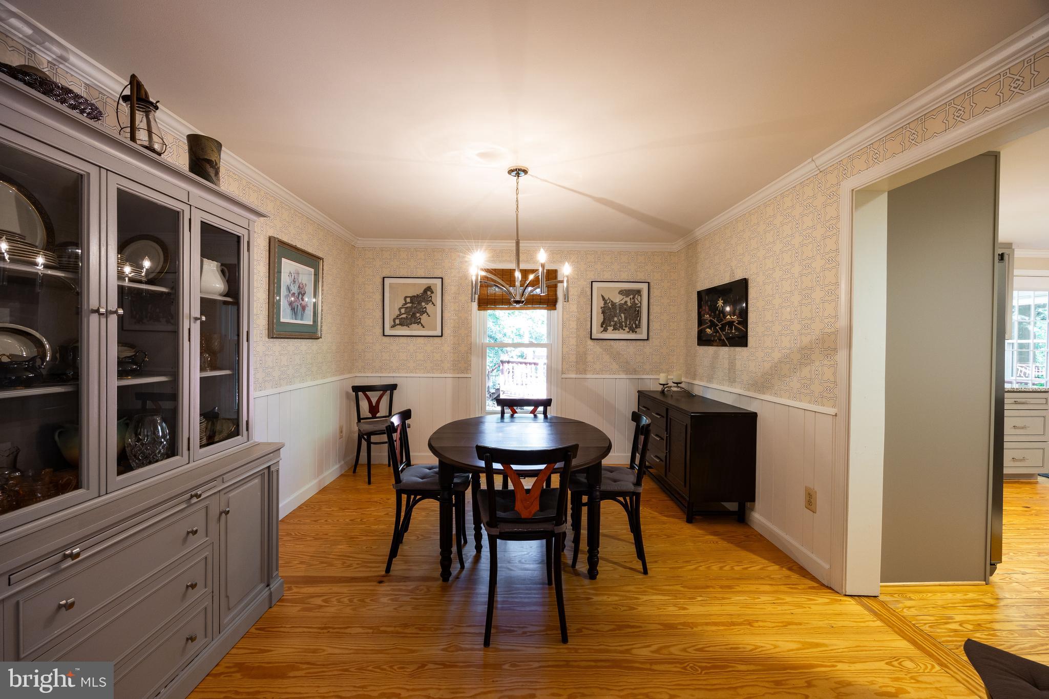 OAK TREE EAST - Residential