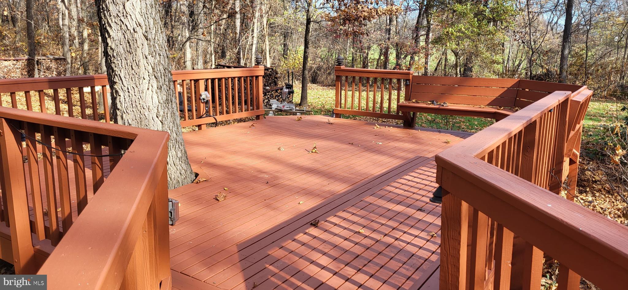 OAK TREE EAST - Residential