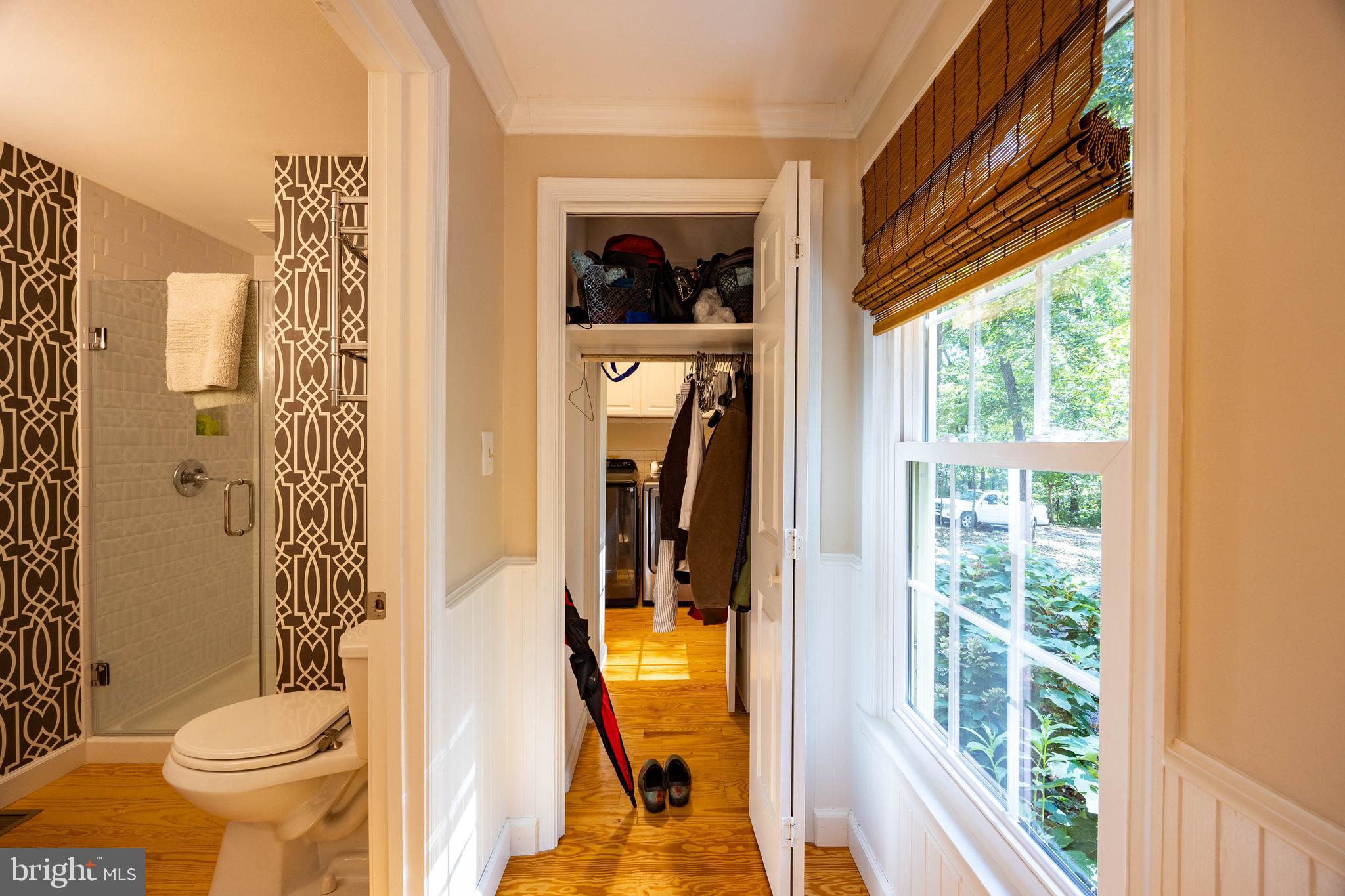 OAK TREE EAST - Residential