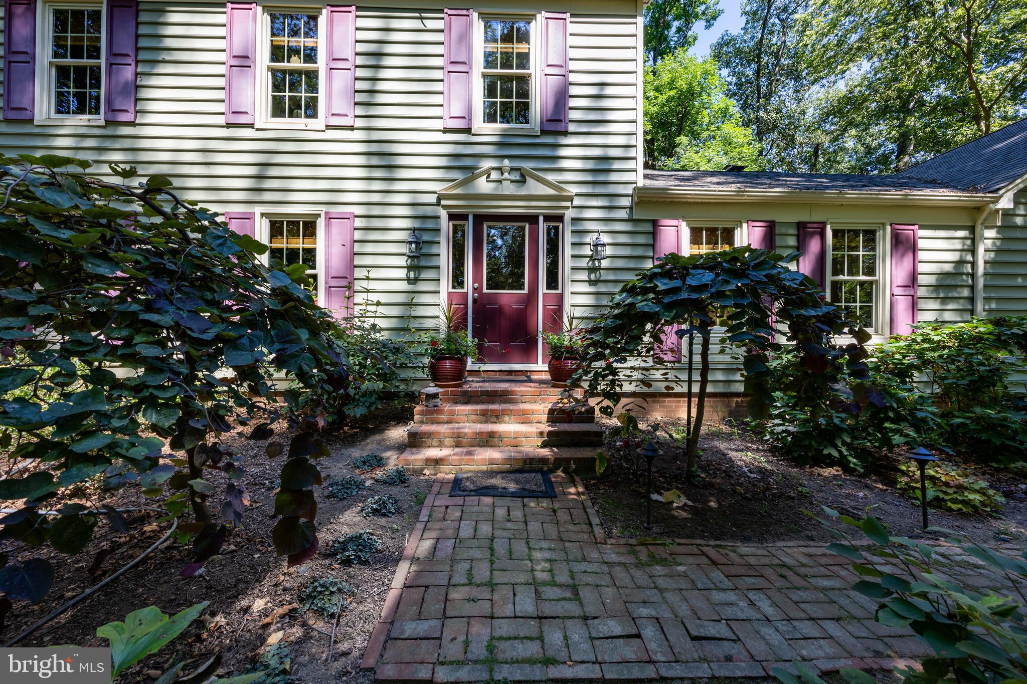 OAK TREE EAST - Residential