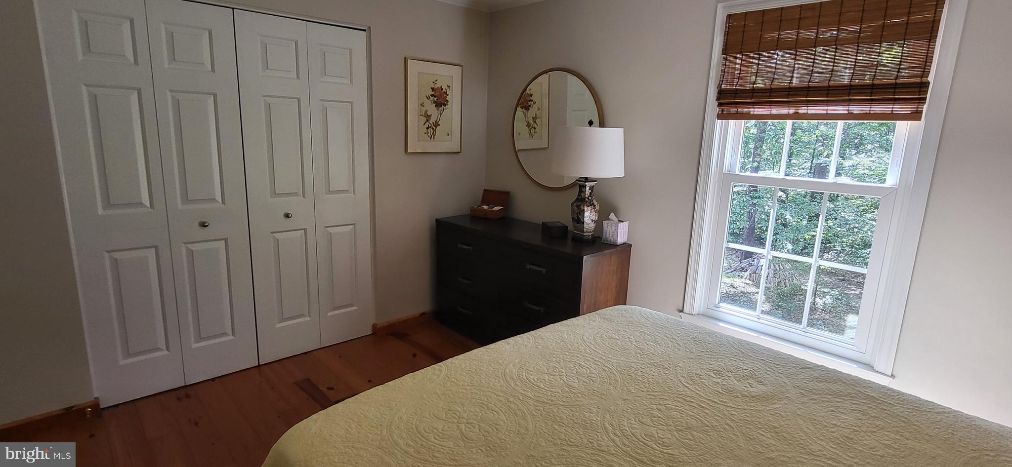 OAK TREE EAST - Residential