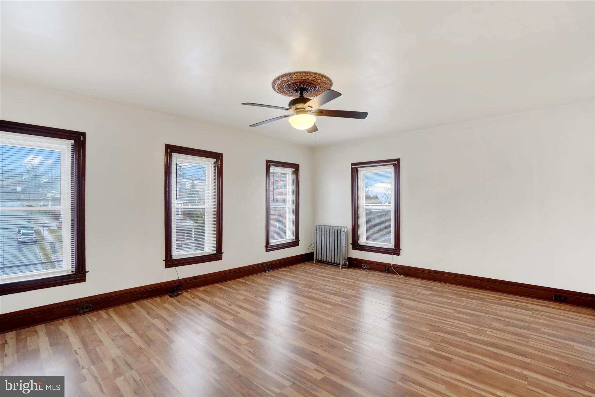 NORTH YORK - Residential Income