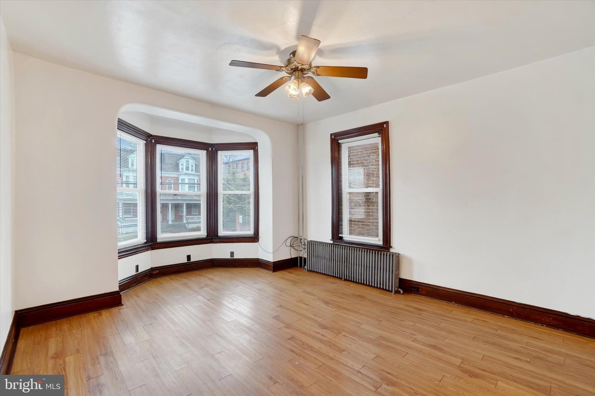 NORTH YORK - Residential Income