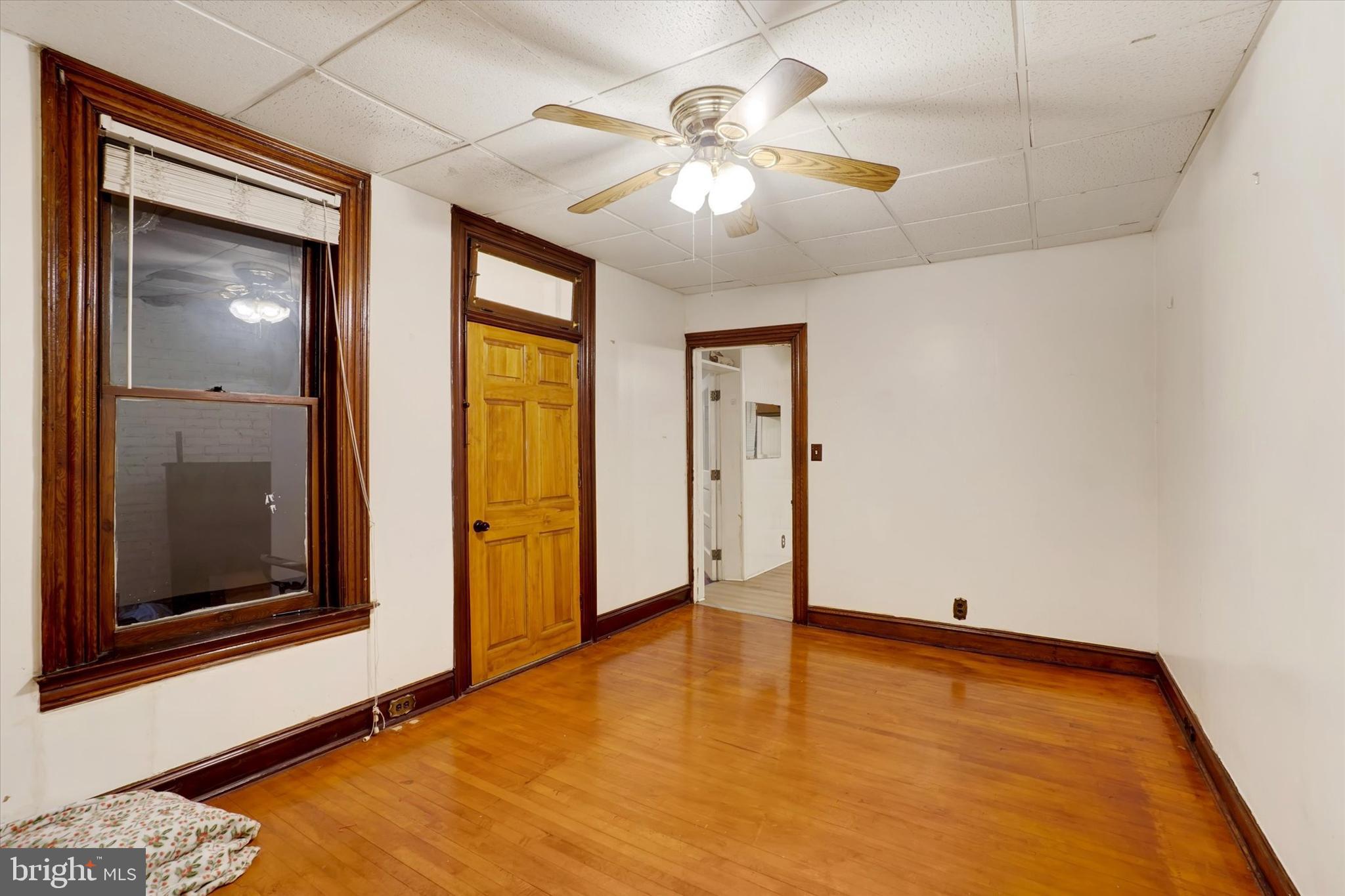 NORTH YORK - Residential Income