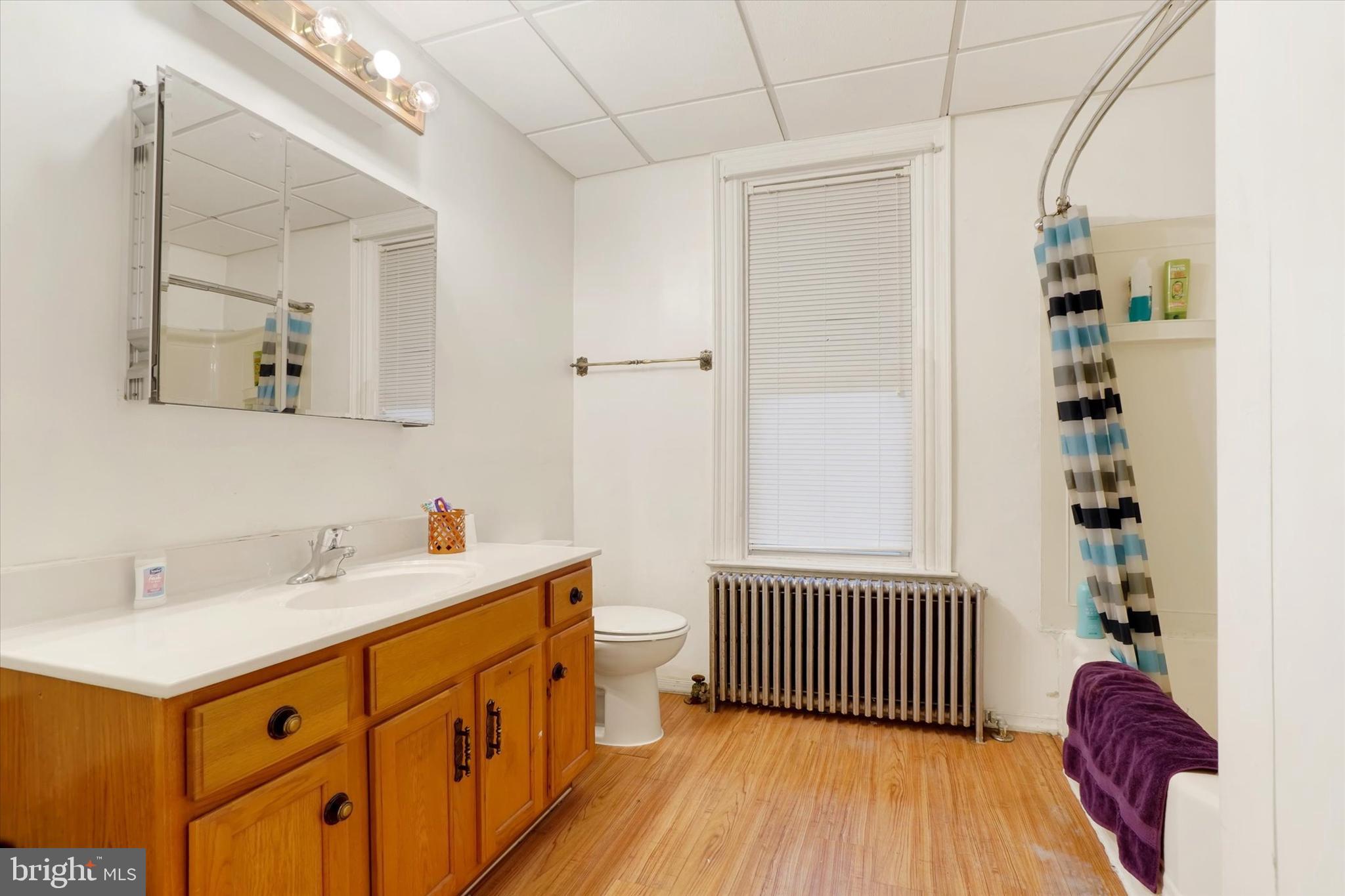 NORTH YORK - Residential Income