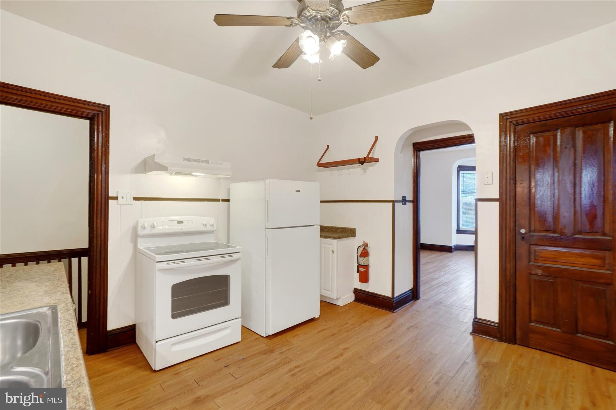 NORTH YORK - Residential Income