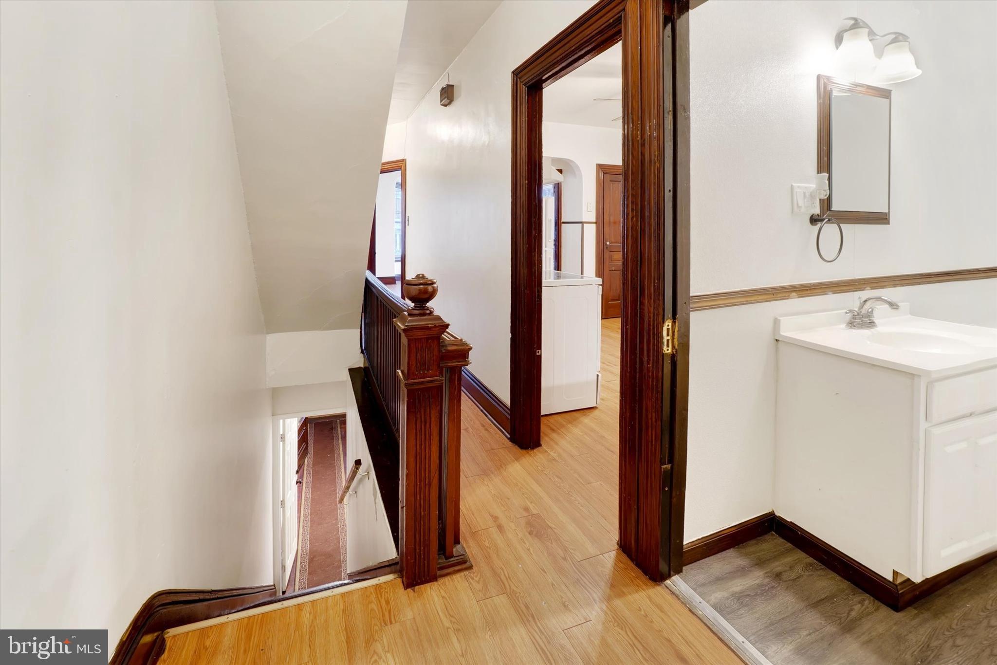 NORTH YORK - Residential Income