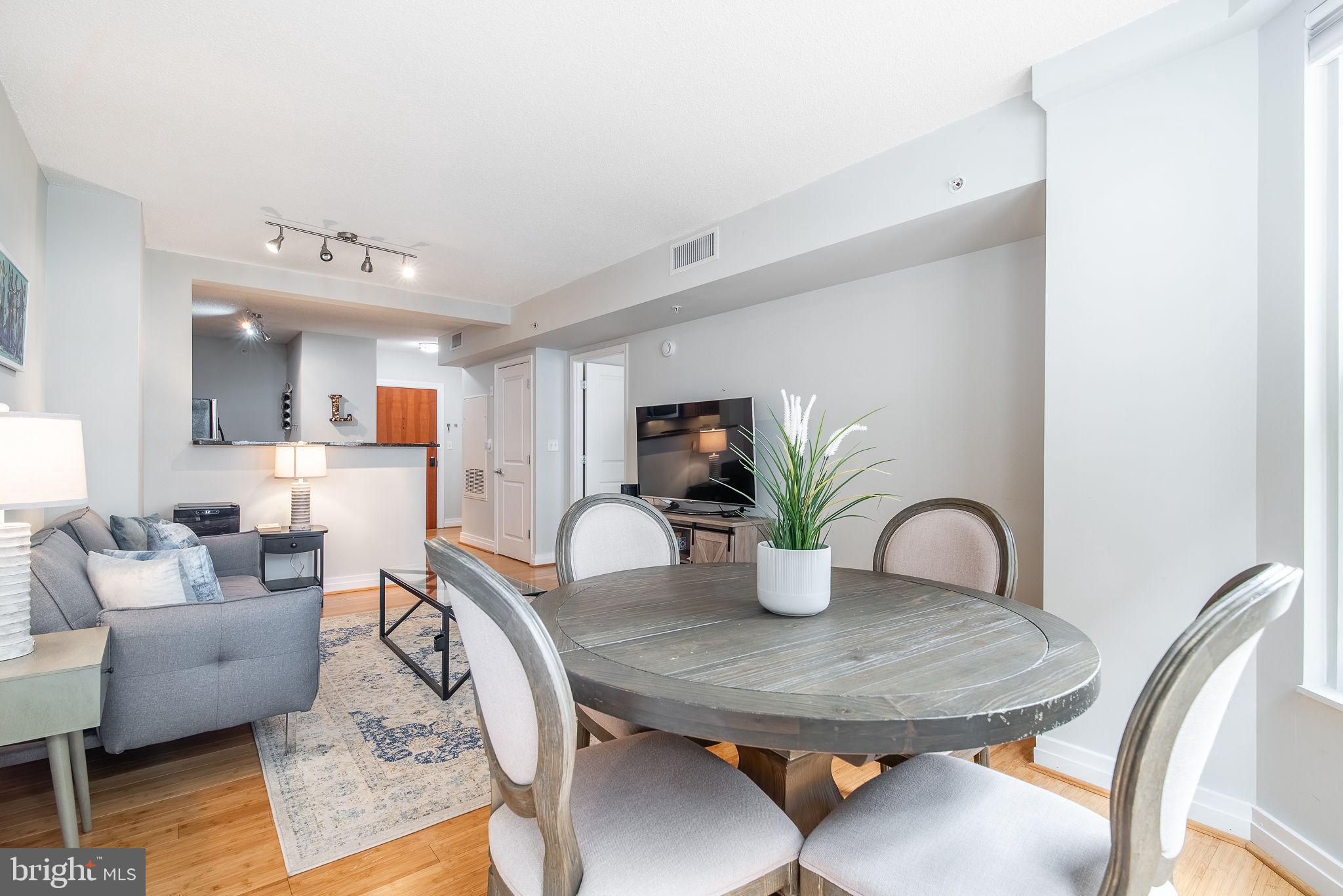 915 E STREET NW 412