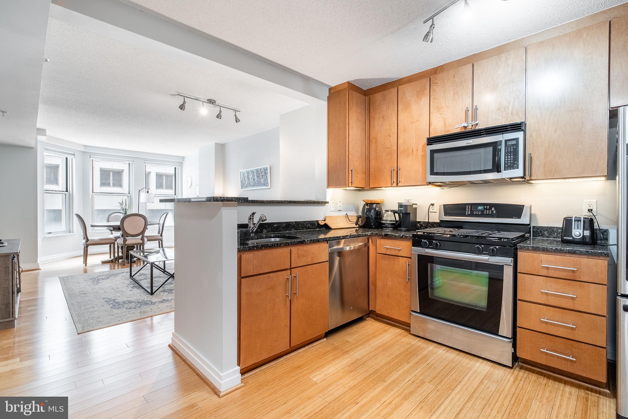 915 E STREET NW 412