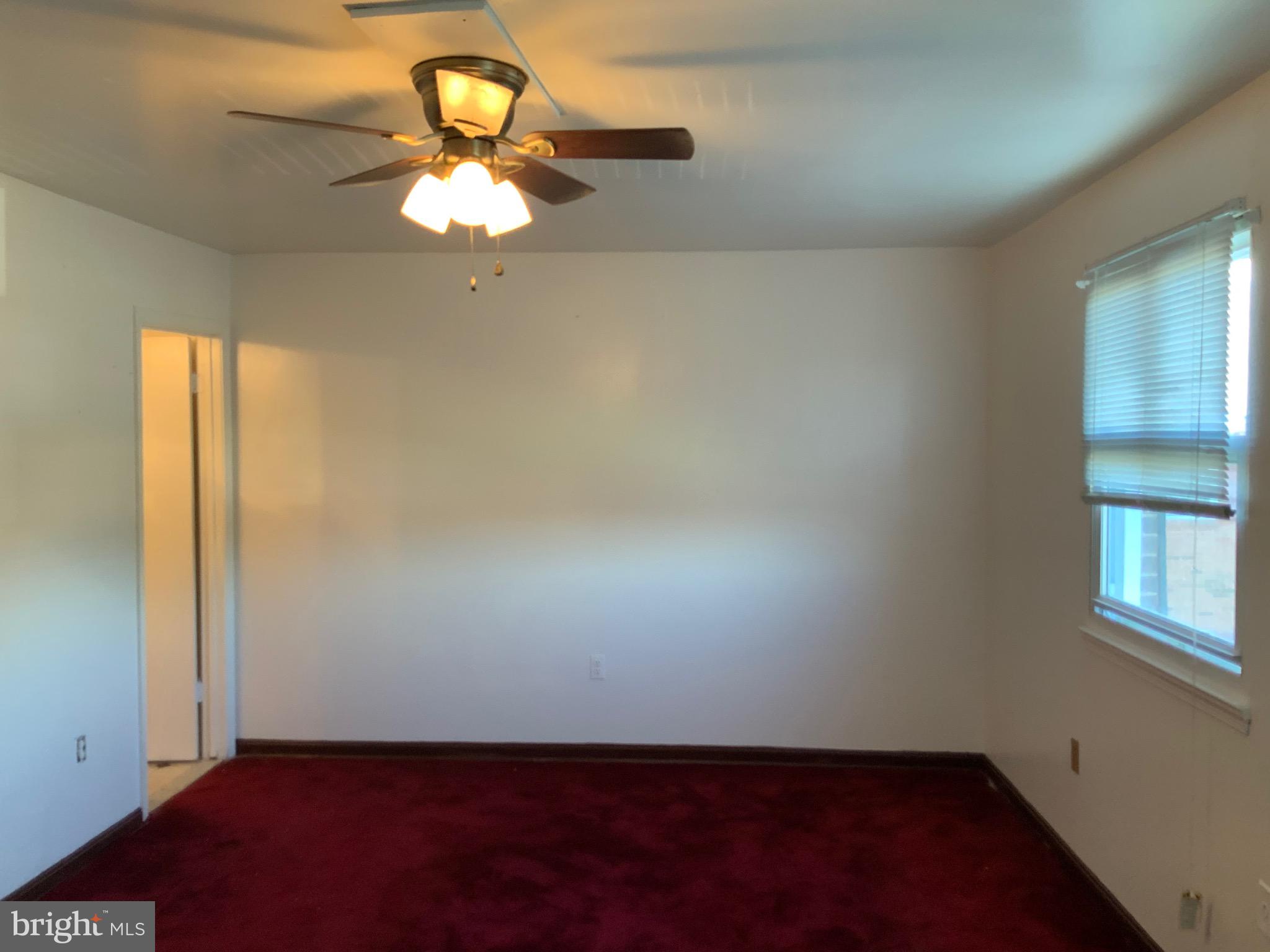 MONIKA COURTS CONDO - Residential