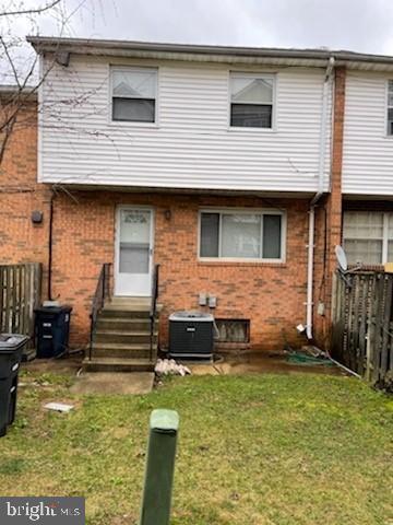 MONIKA COURTS CONDO - Residential