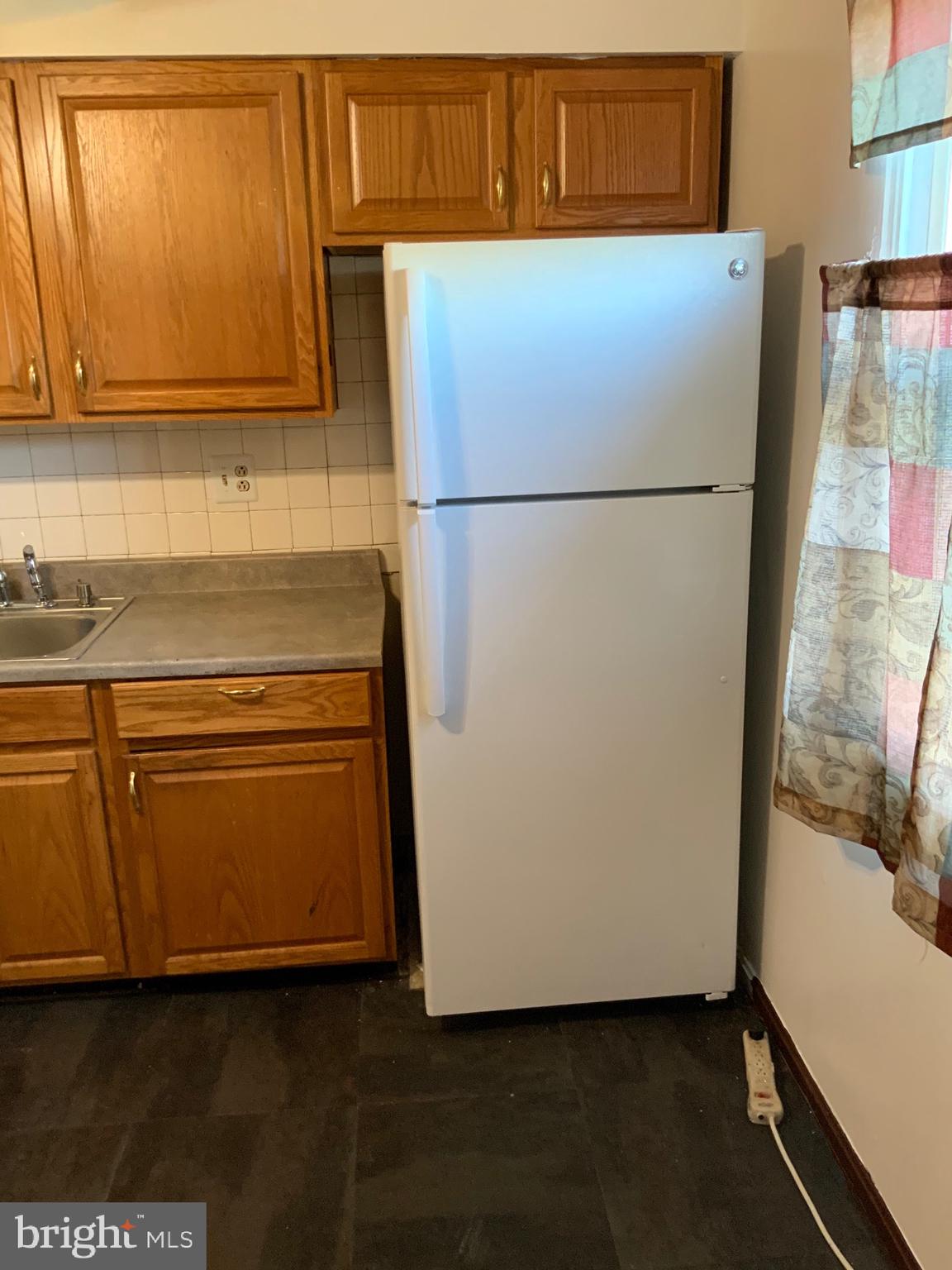 MONIKA COURTS CONDO - Residential