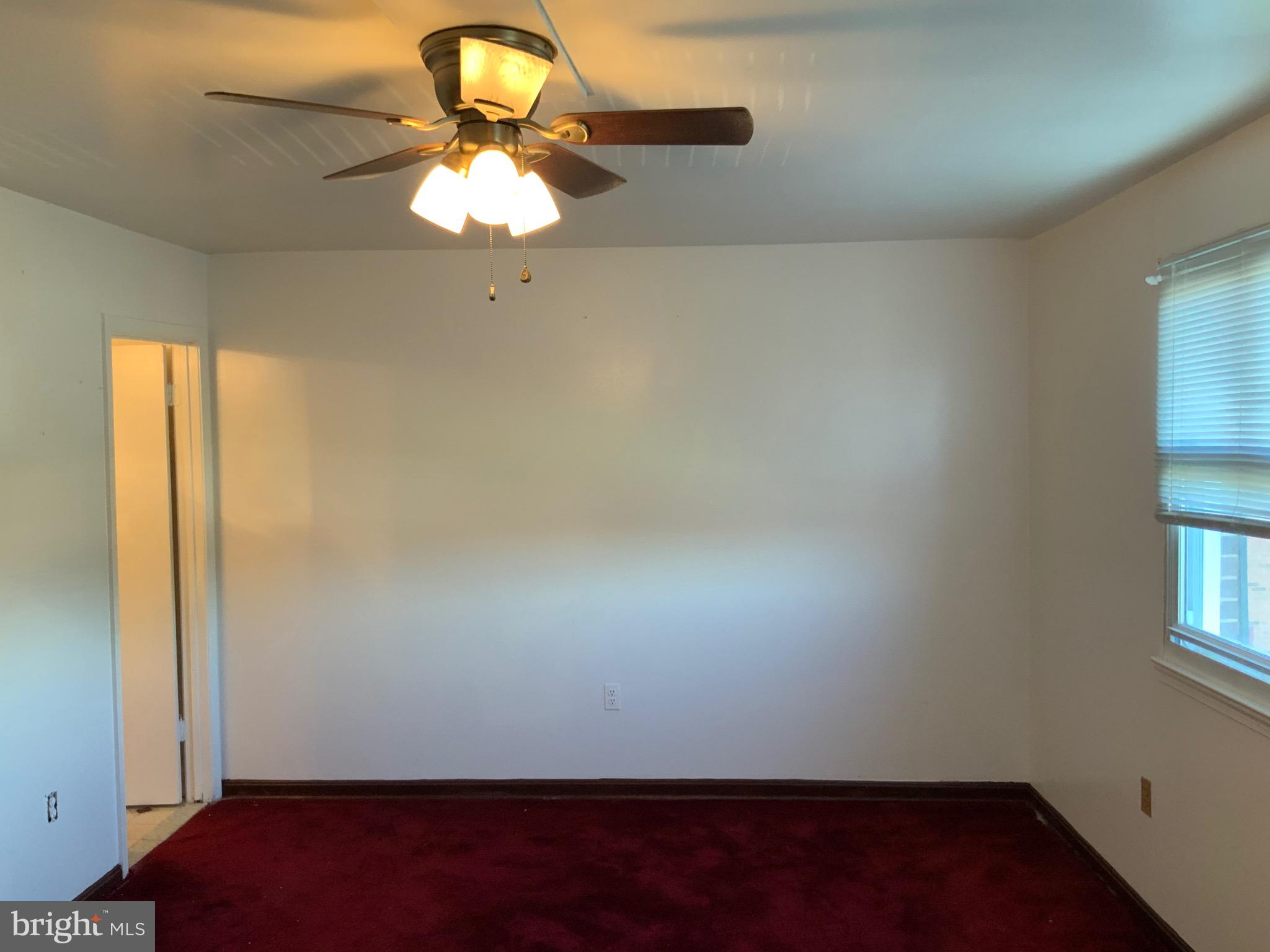 MONIKA COURTS CONDO - Residential