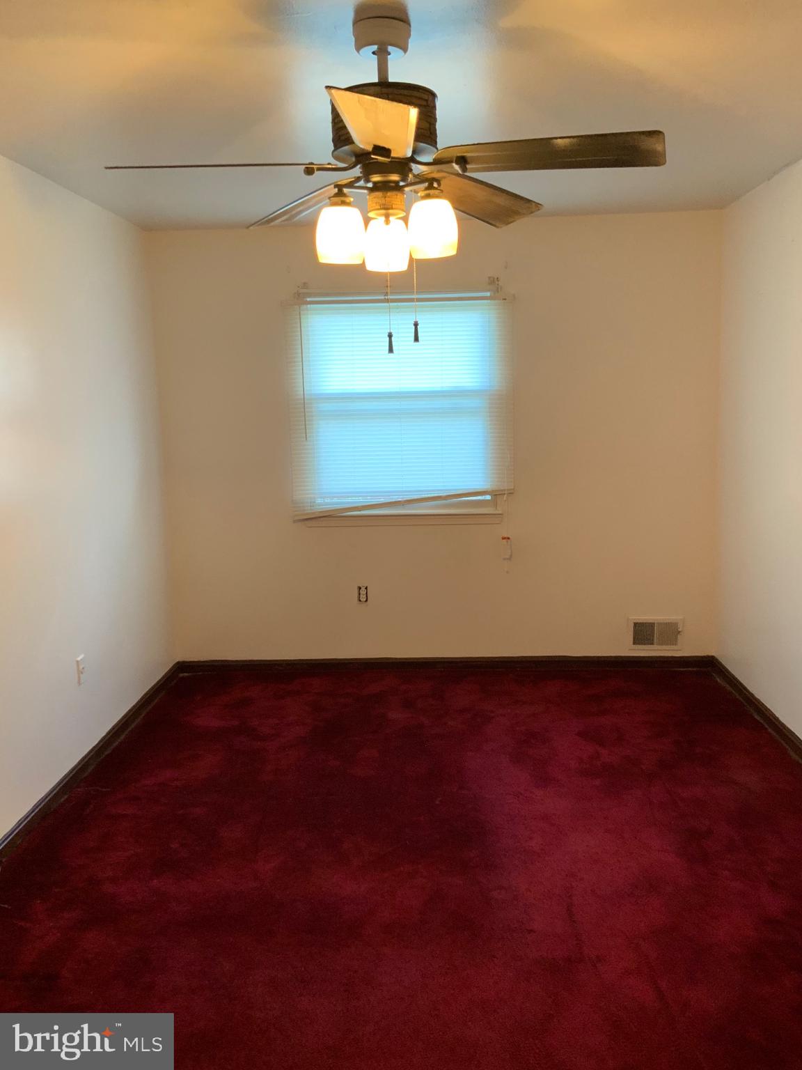 MONIKA COURTS CONDO - Residential