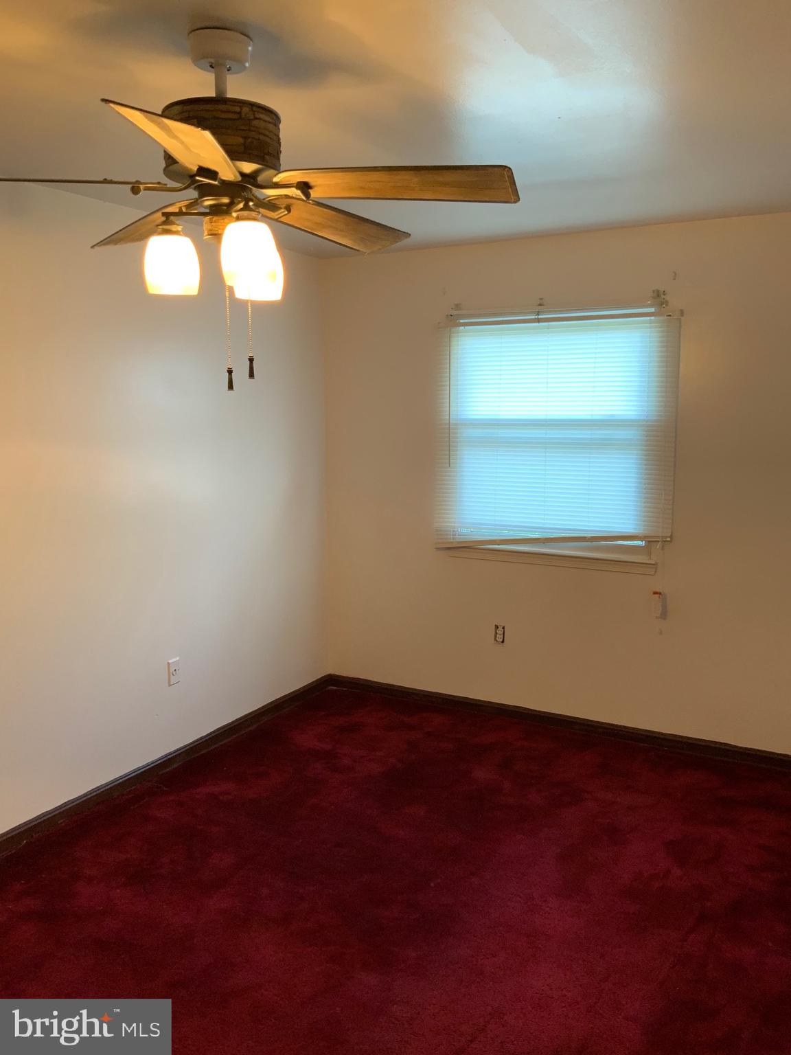 MONIKA COURTS CONDO - Residential