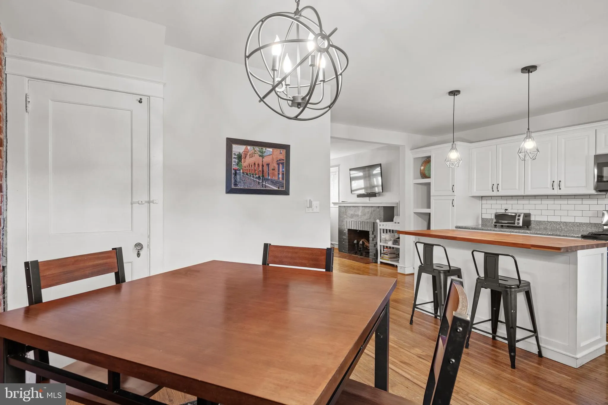 Lancaster, Pennsylvania 17603, United States, 3 Bedrooms Bedrooms, ,2 BathroomsBathrooms,Residential,Pending,131235