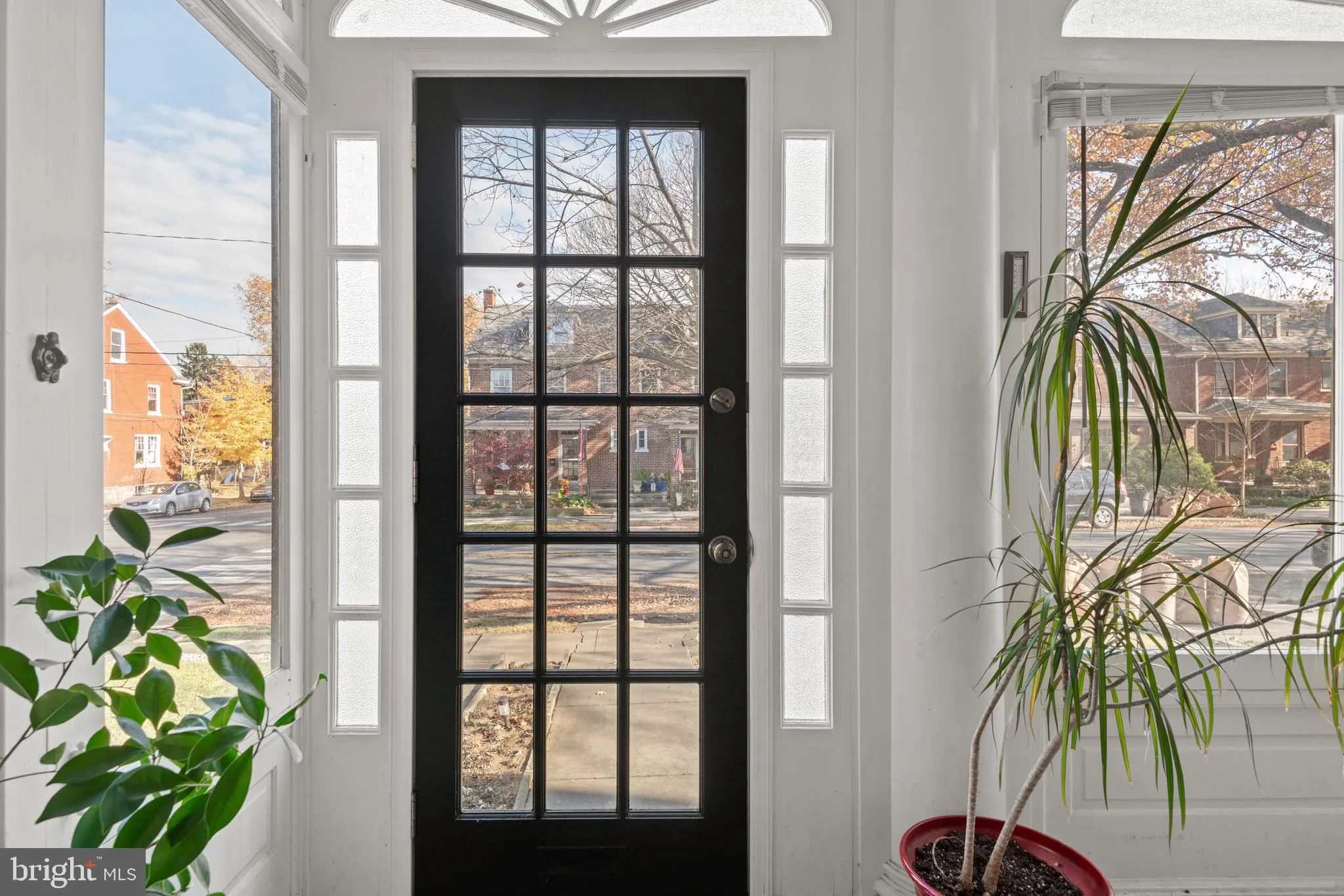 Lancaster, Pennsylvania 17603, United States, 3 Bedrooms Bedrooms, ,2 BathroomsBathrooms,Residential,Pending,131235