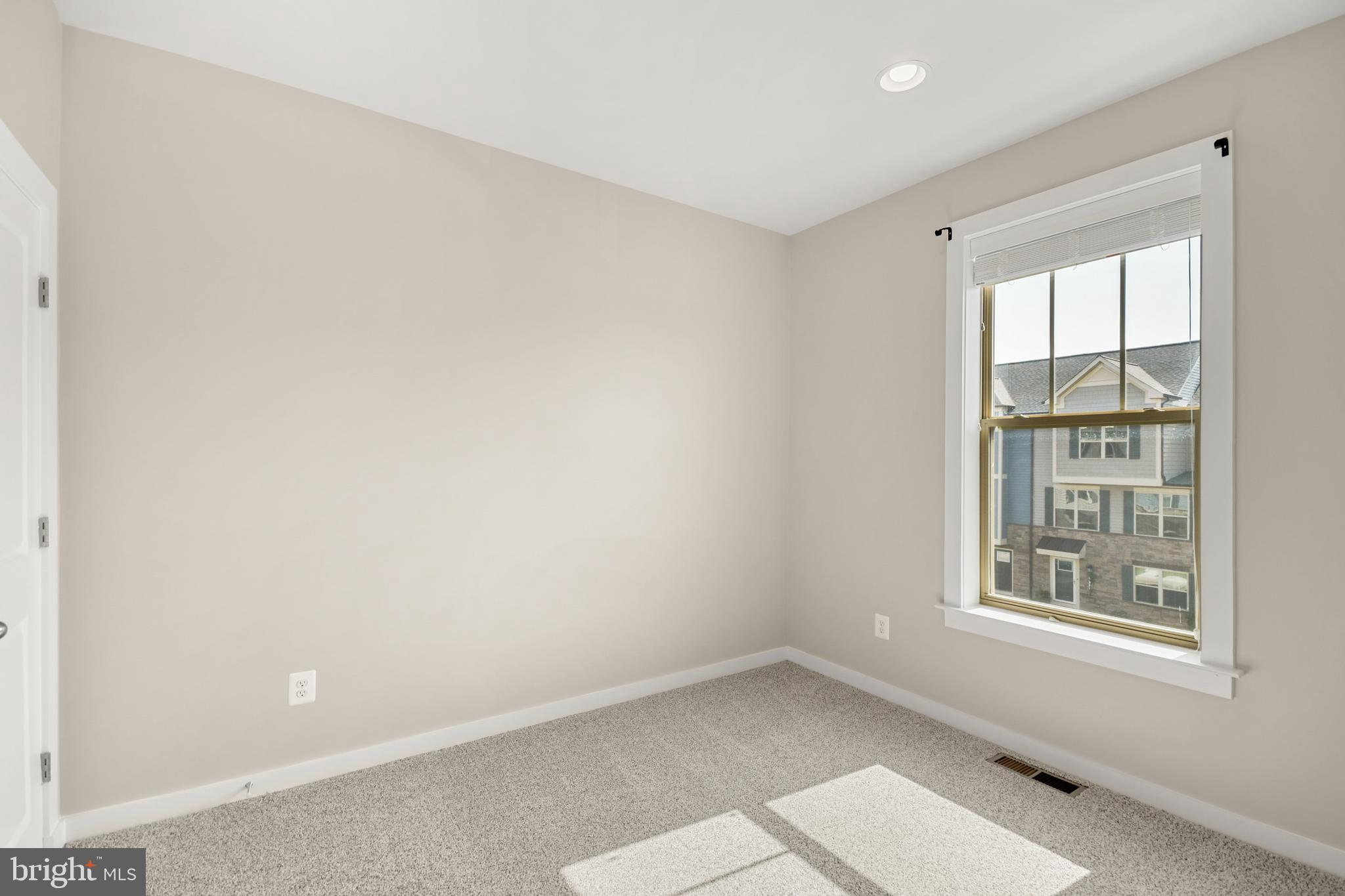 VILLAGES OF URBANA - Residential