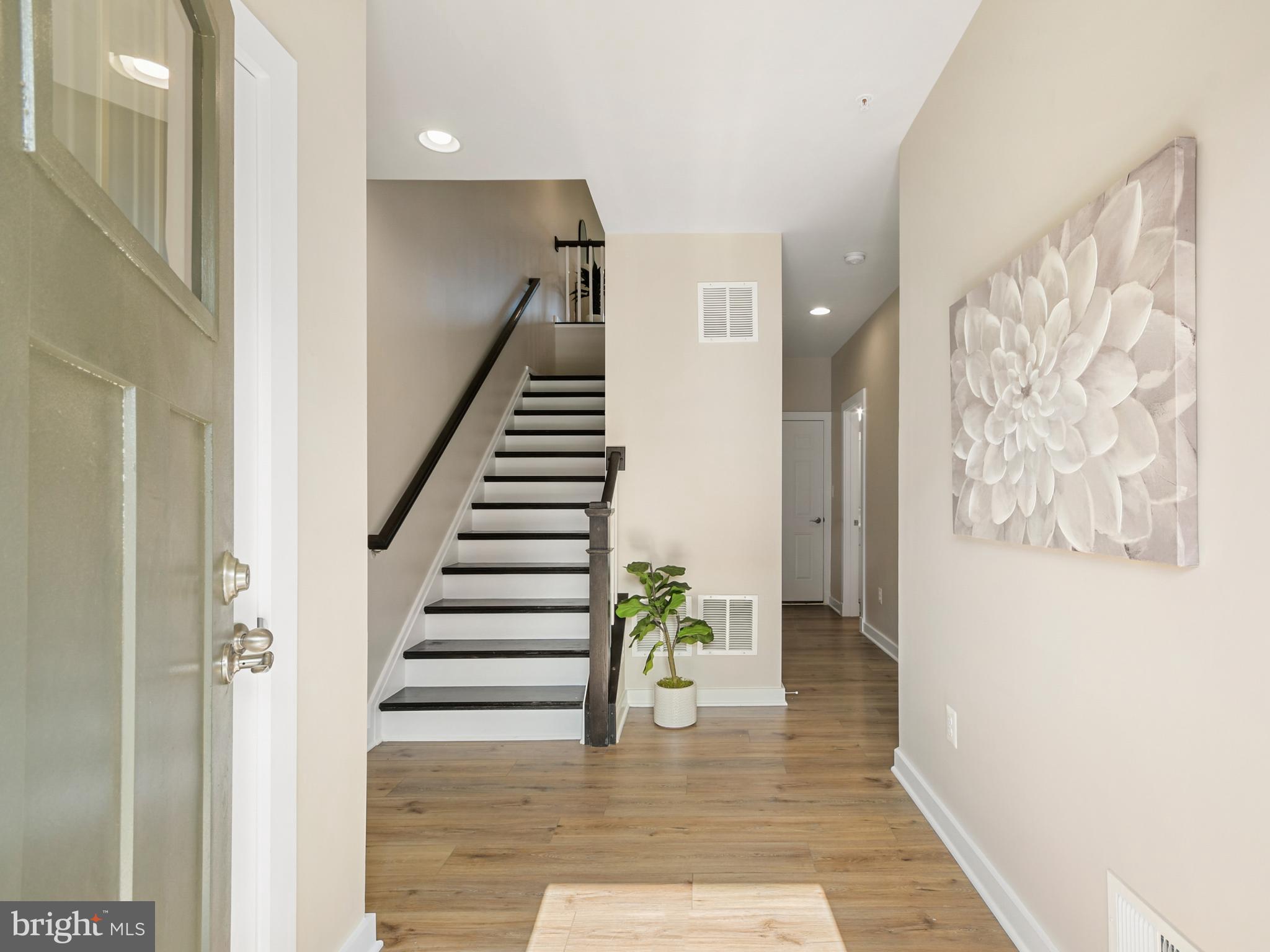 VILLAGES OF URBANA - Residential