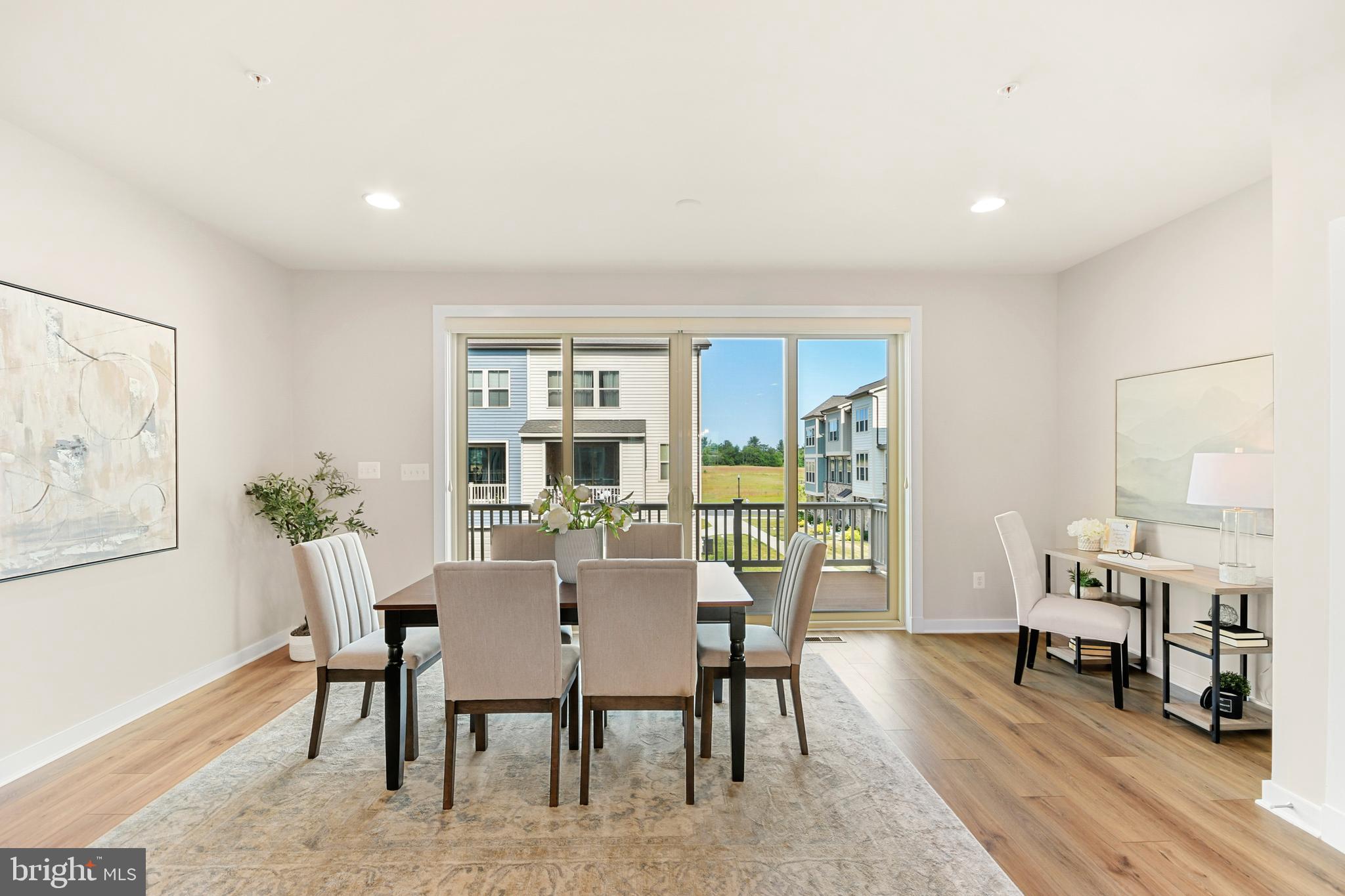 VILLAGES OF URBANA - Residential