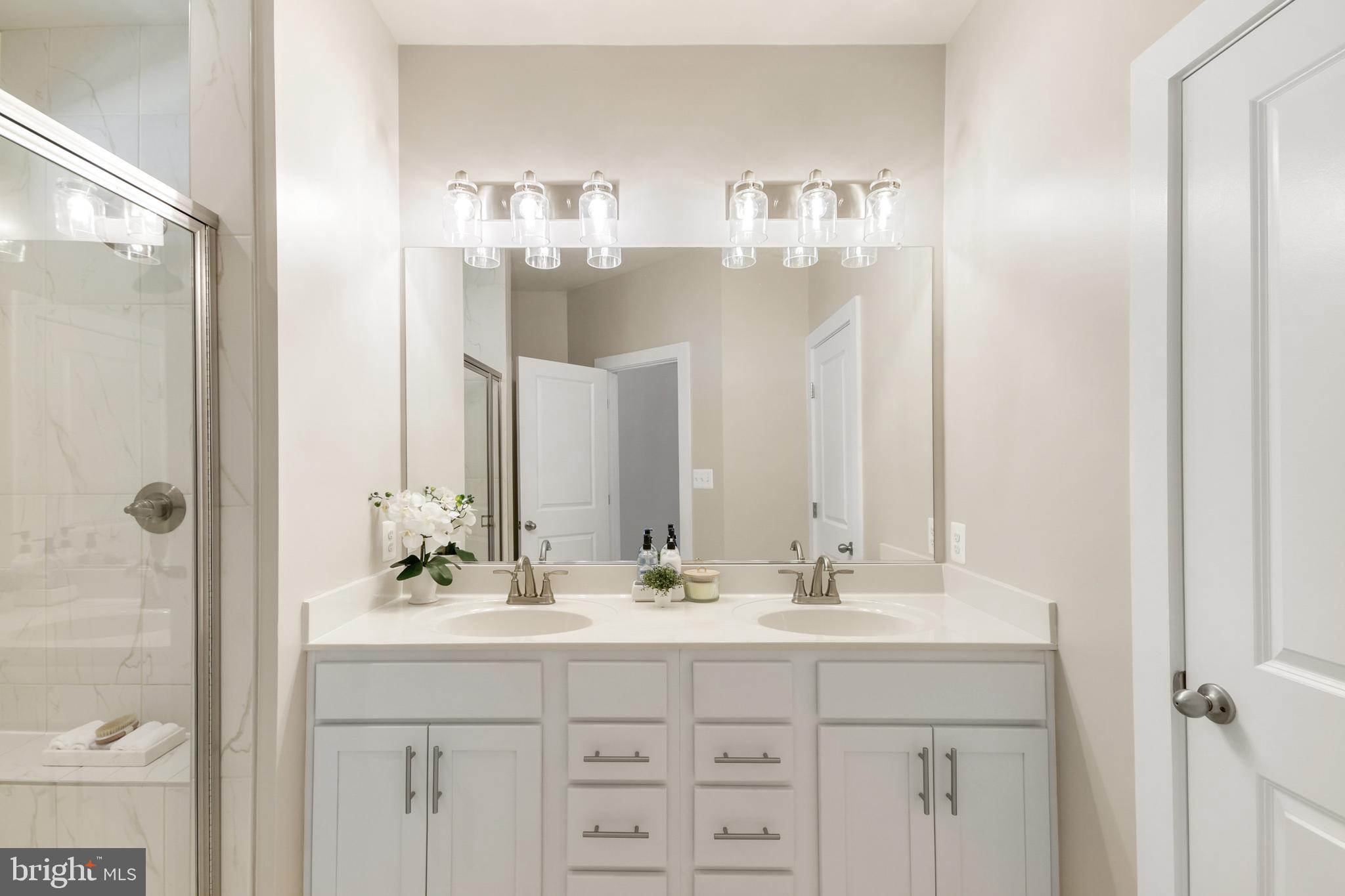 VILLAGES OF URBANA - Residential