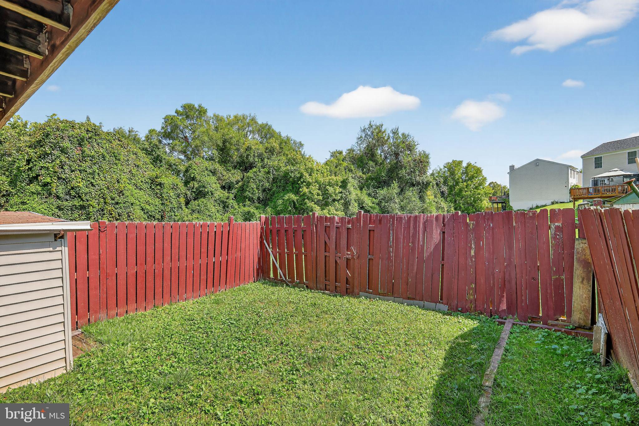 GOSHEN VILLAGE - Residential