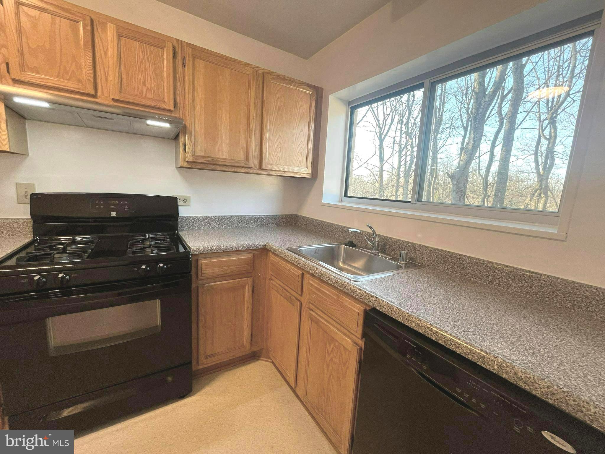 PARKSIDE CONDOMINIUMS - Residential