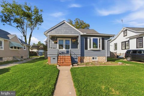 Homes For Sale - 2812 Kildaire Drive<br/> BALTIMORE, MD 21234