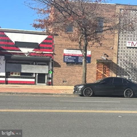 Photo of 3322 NW Georgia Avenue NW, WASHINGTON, DC 20010 (MLS # DCDC2223960)