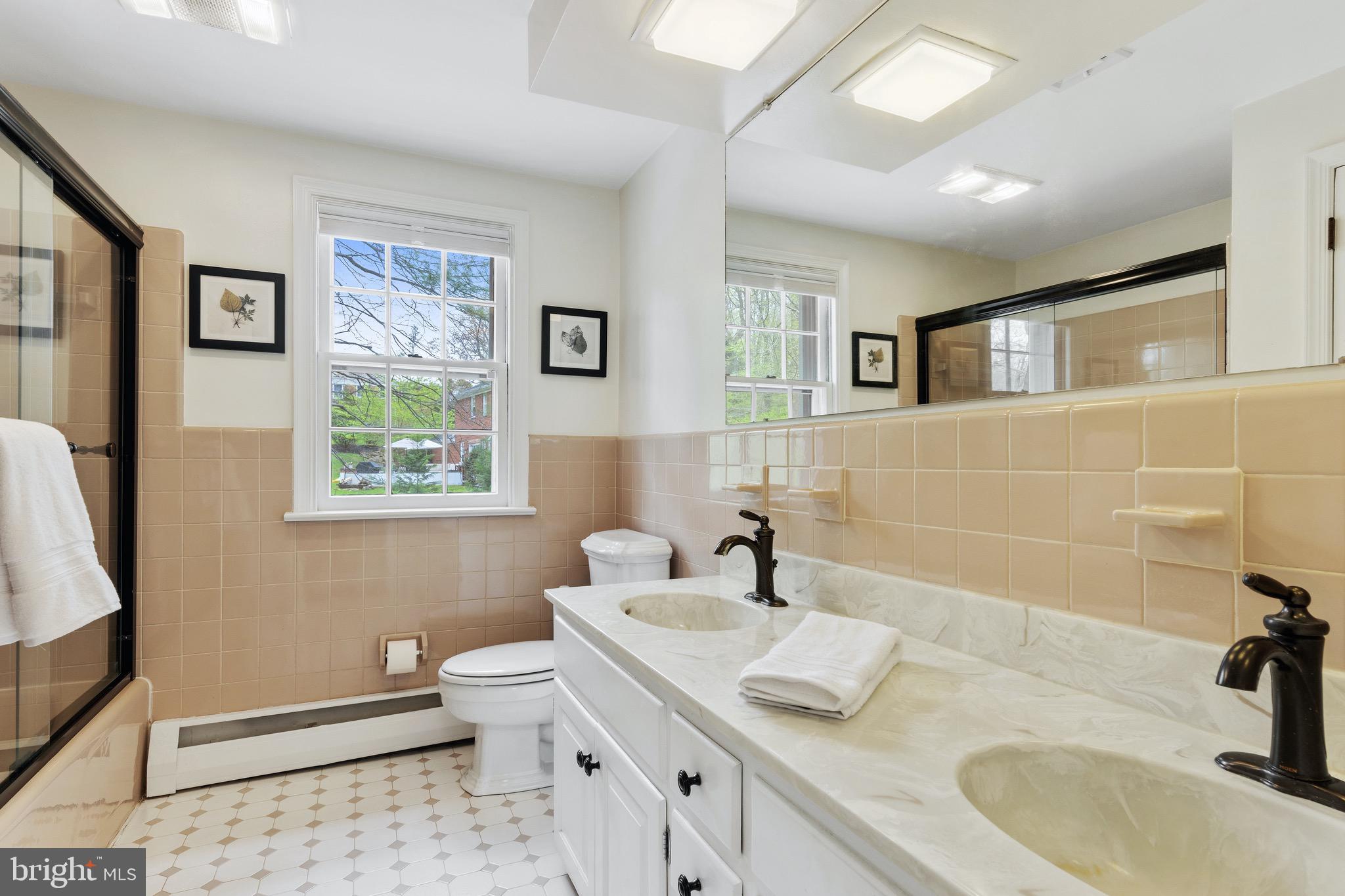 BUTTONWOOD FARMS - Residential