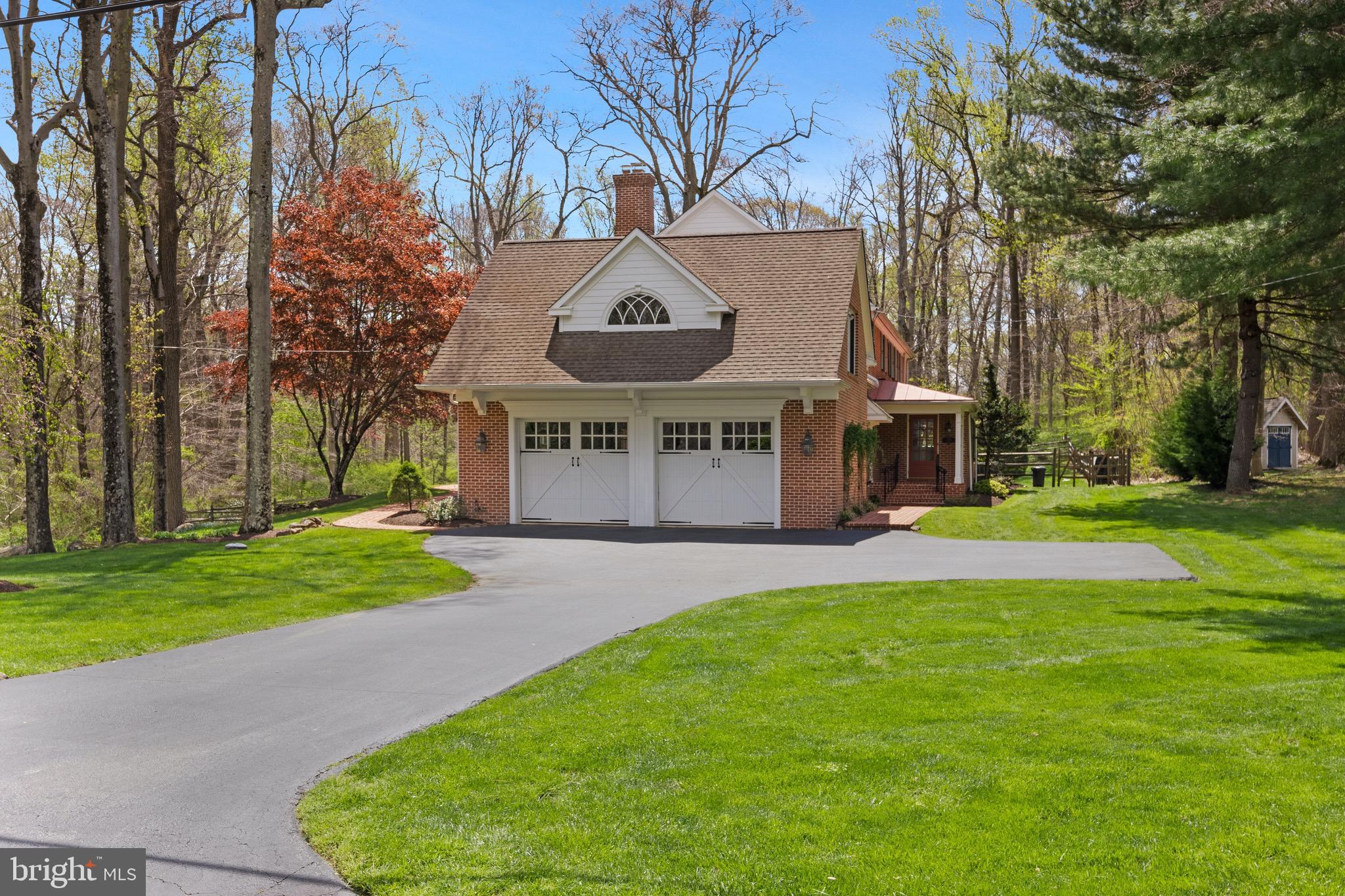 BUTTONWOOD FARMS - Residential