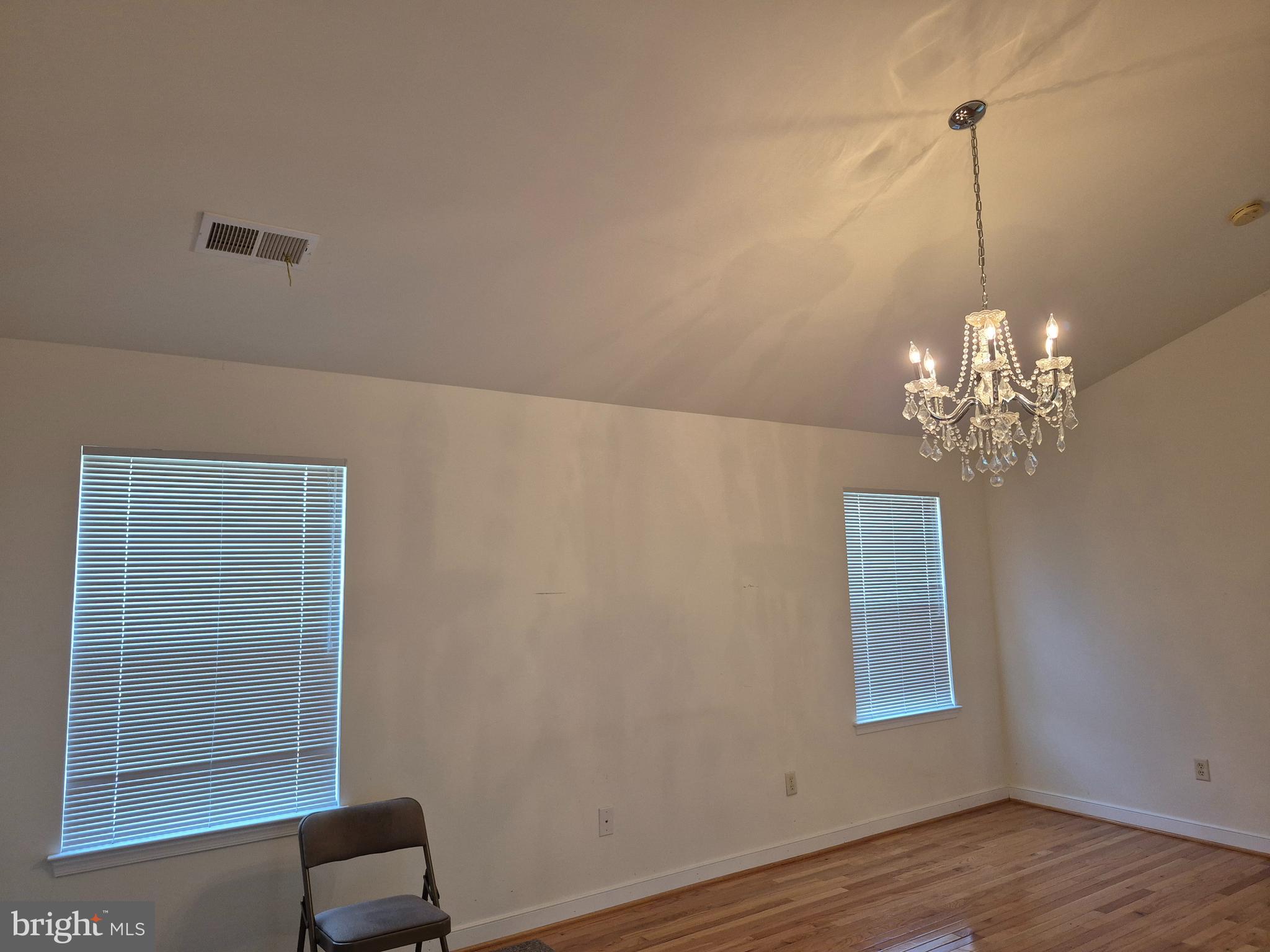 ST CHARLES SUB - SHEFFIELD - Residential Lease