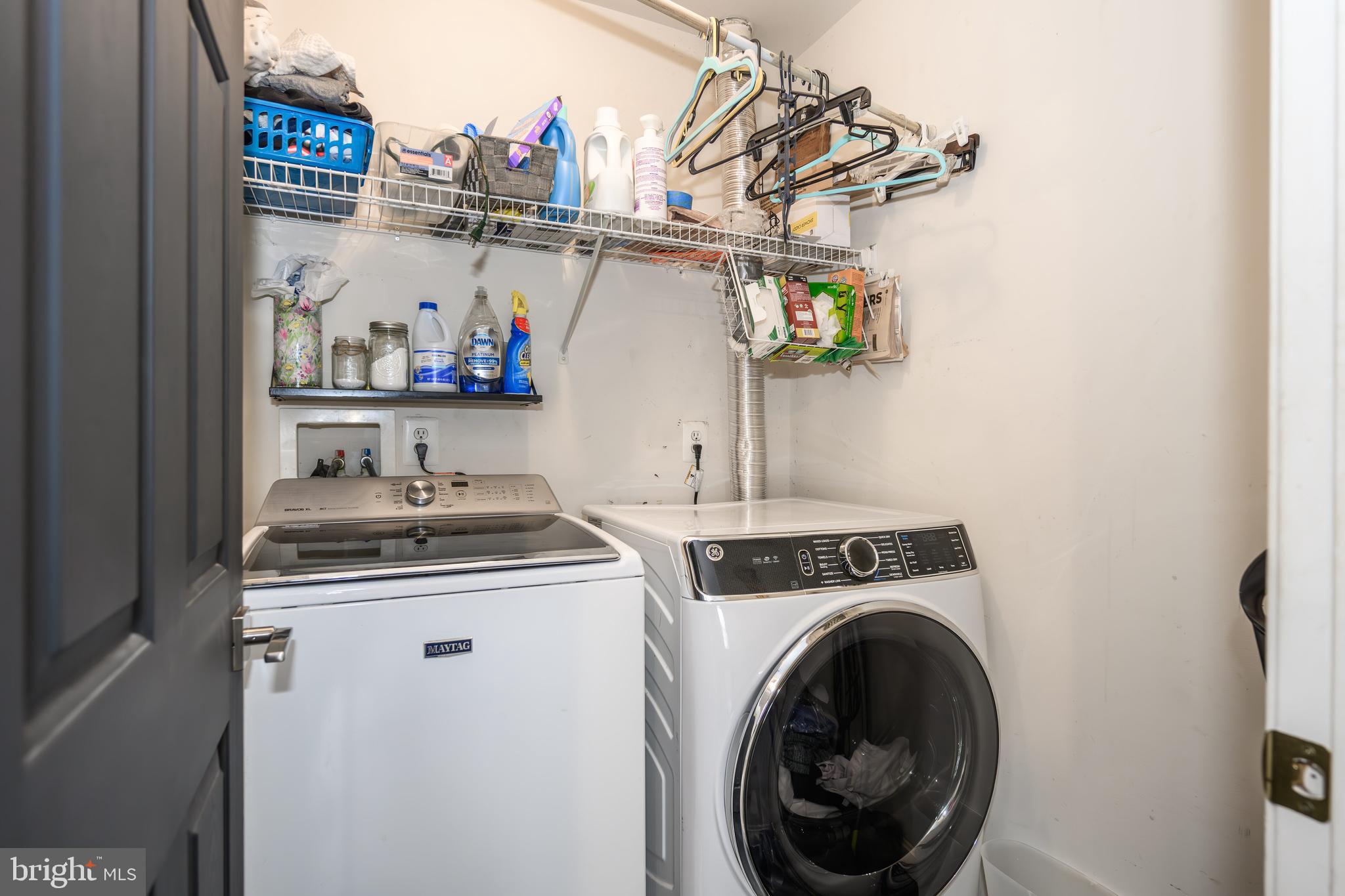 NORTH BROOK - Residential