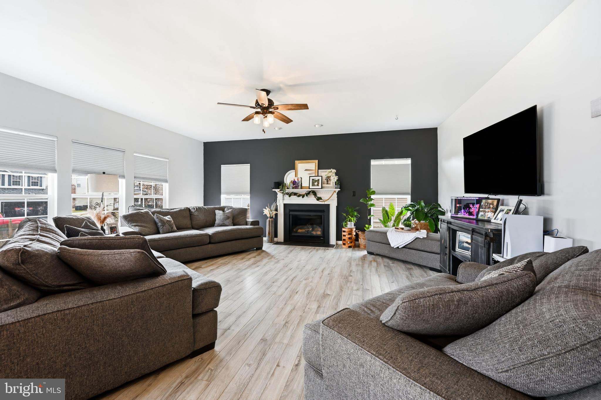 NORTH BROOK - Residential