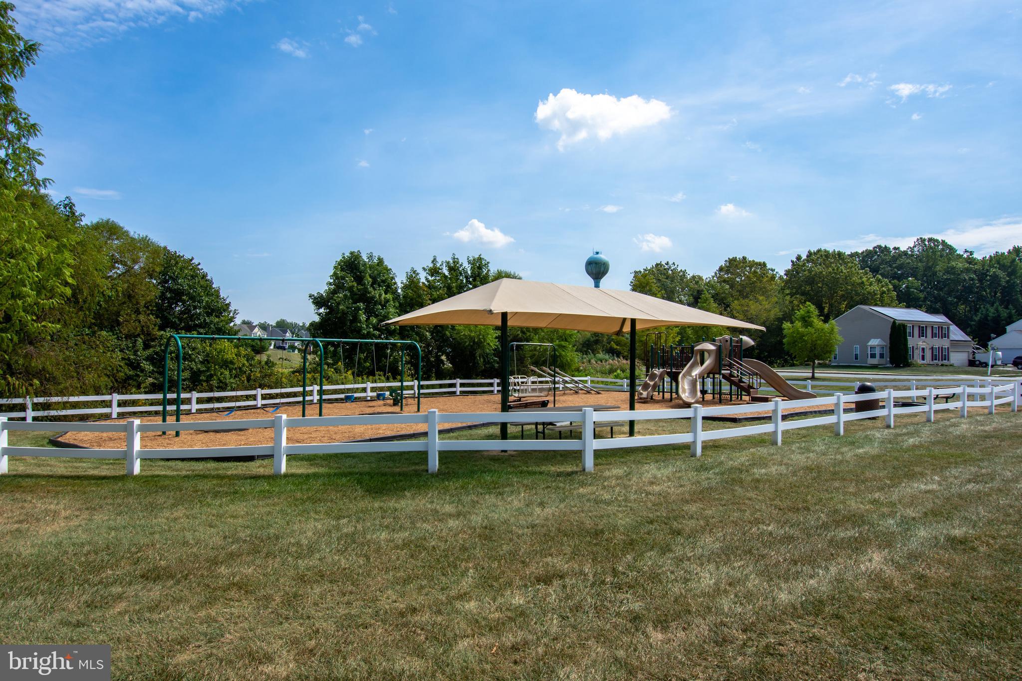 NORTH BROOK - Residential