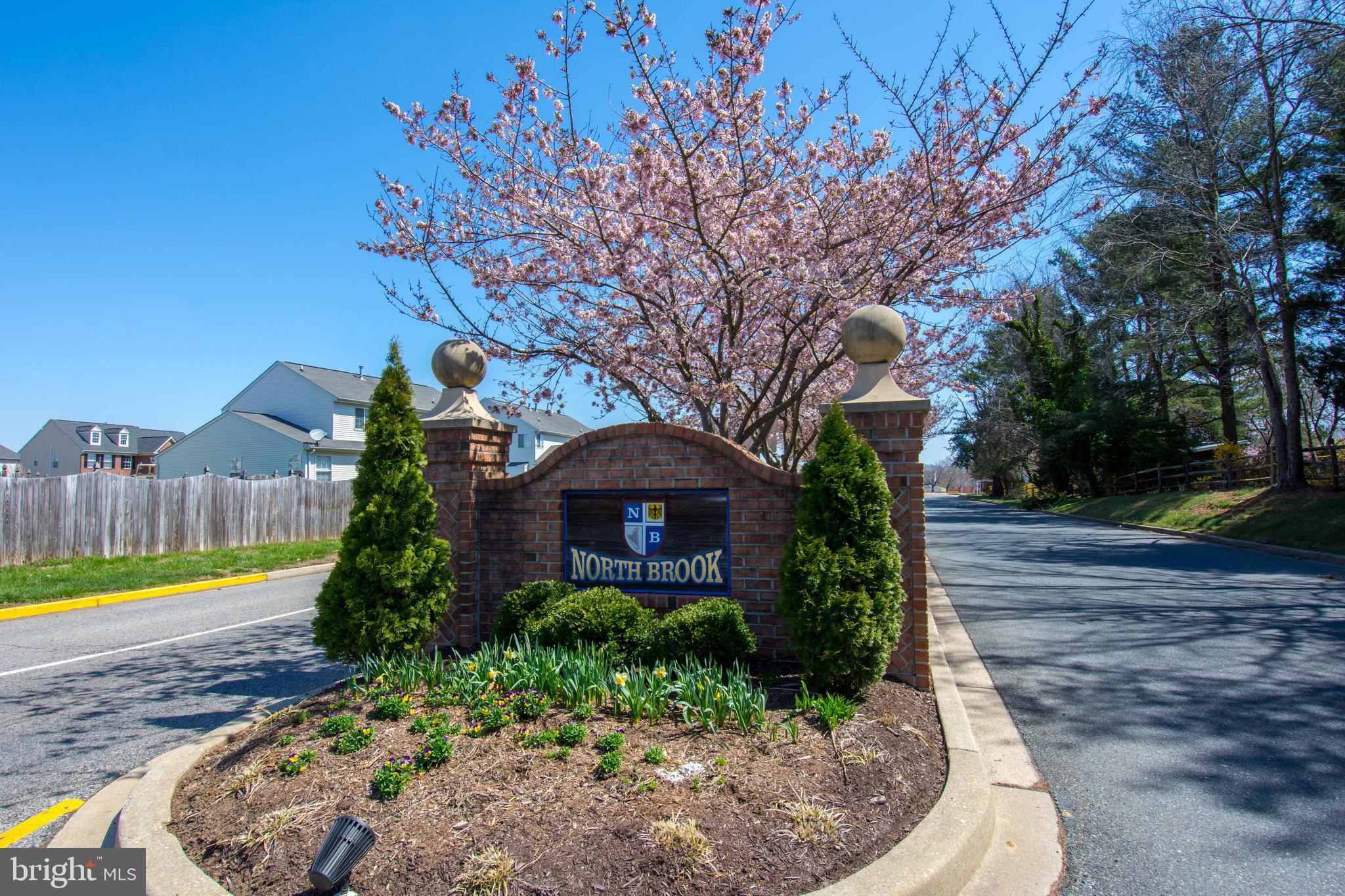 NORTH BROOK - Residential