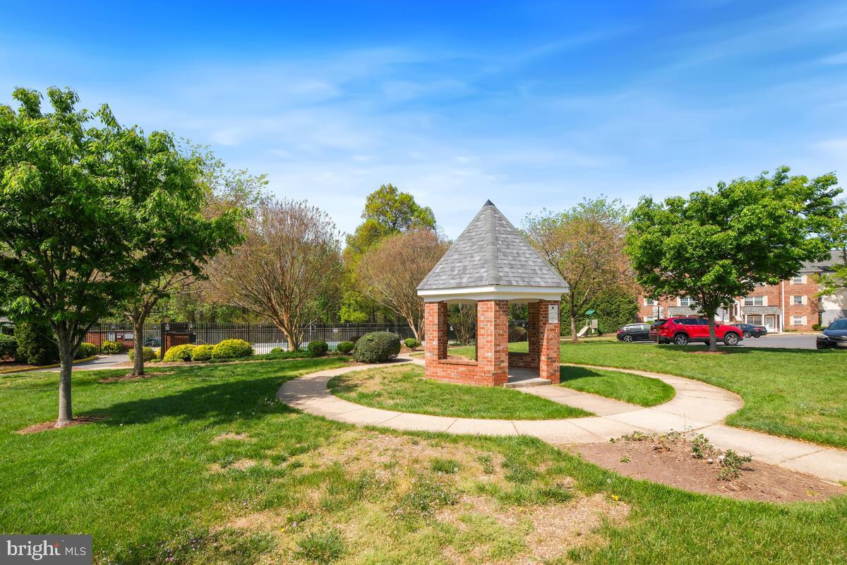 MONTPELIER VILLAGE - Residential