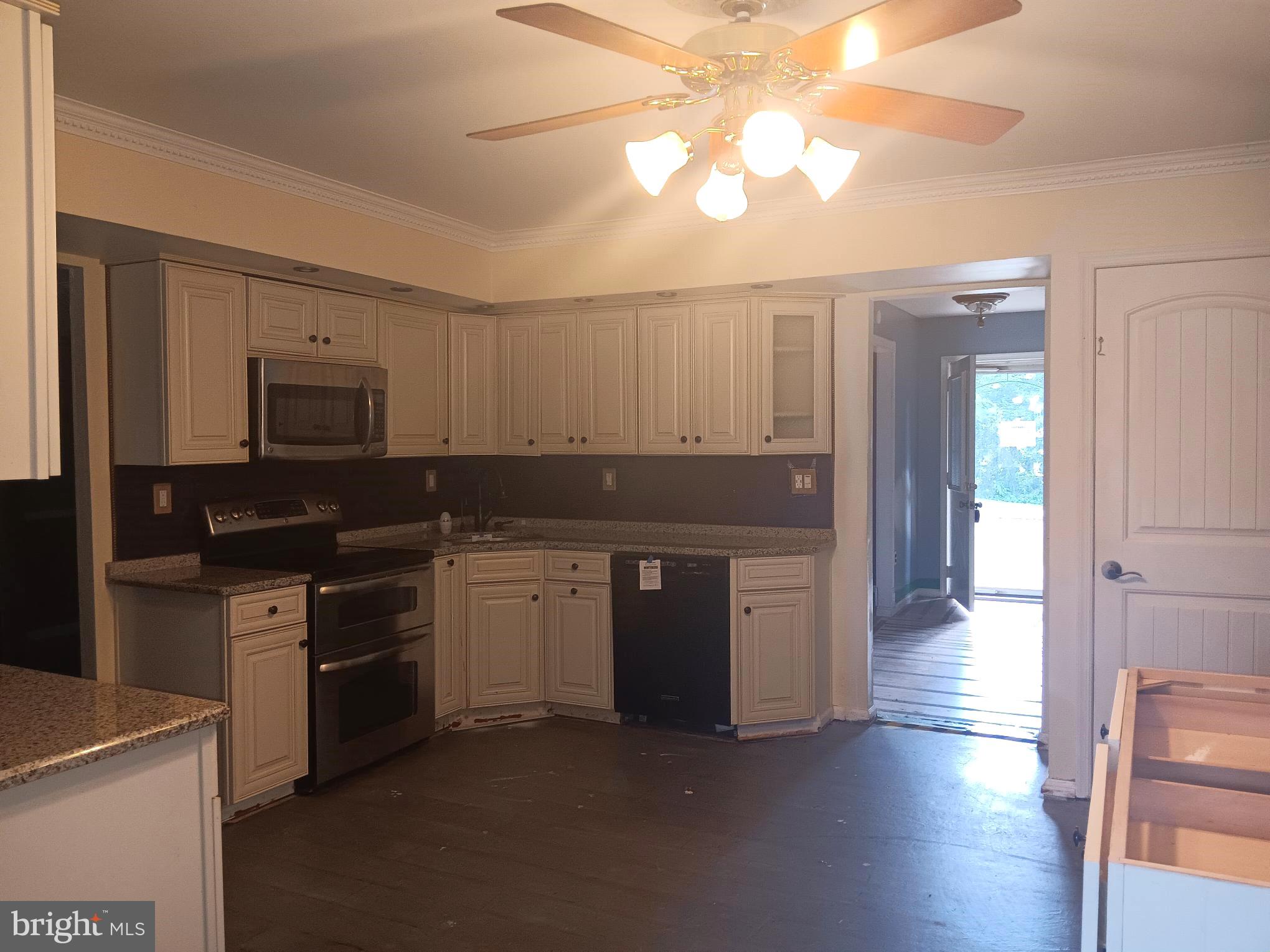 DUBLIN VIL GREEN - Residential