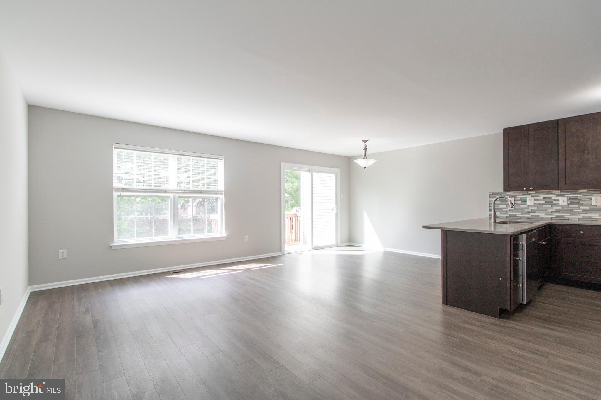 CLUB VIEW MANOR - Residential