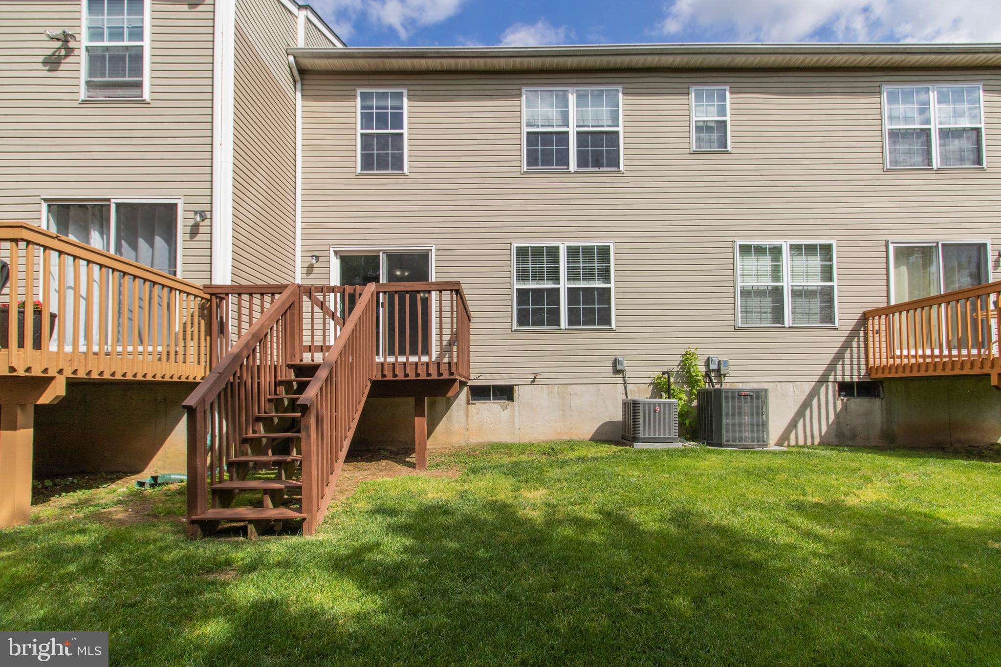 CLUB VIEW MANOR - Residential