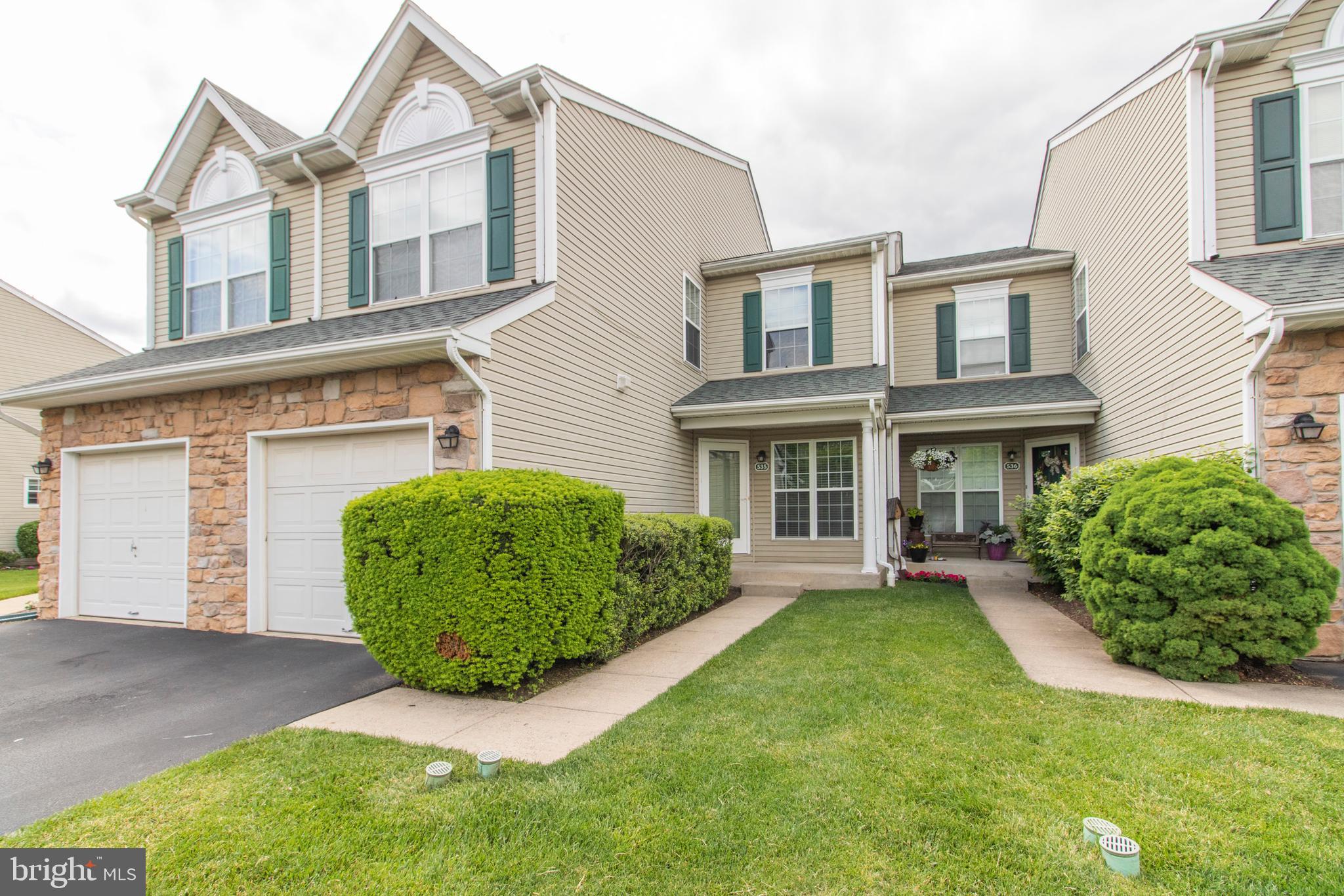 CLUB VIEW MANOR - Residential