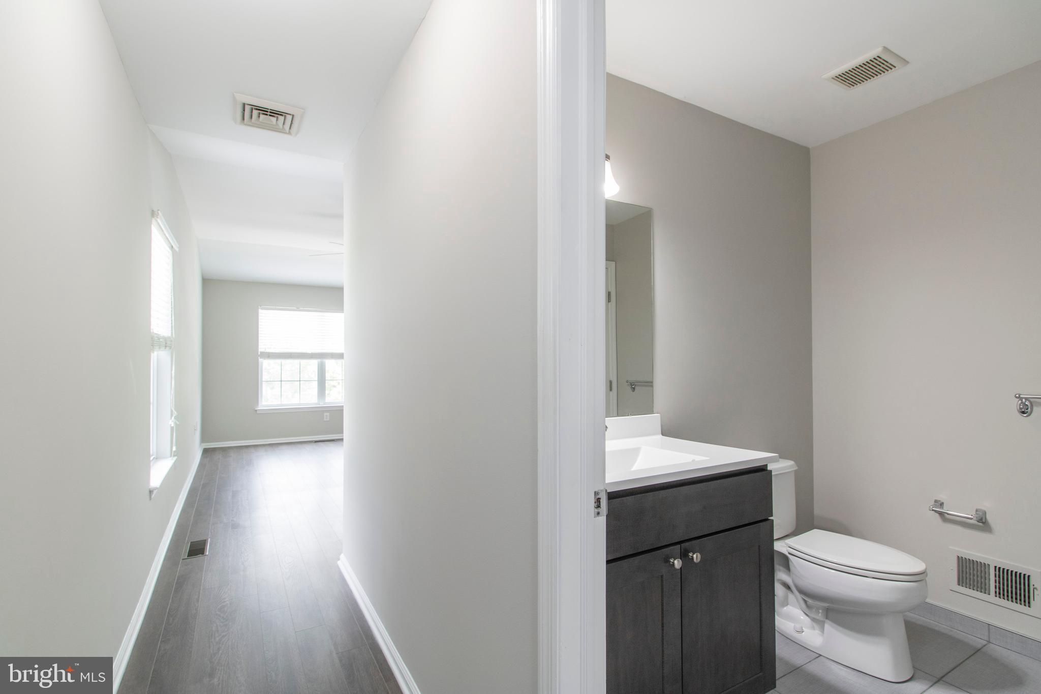 CLUB VIEW MANOR - Residential