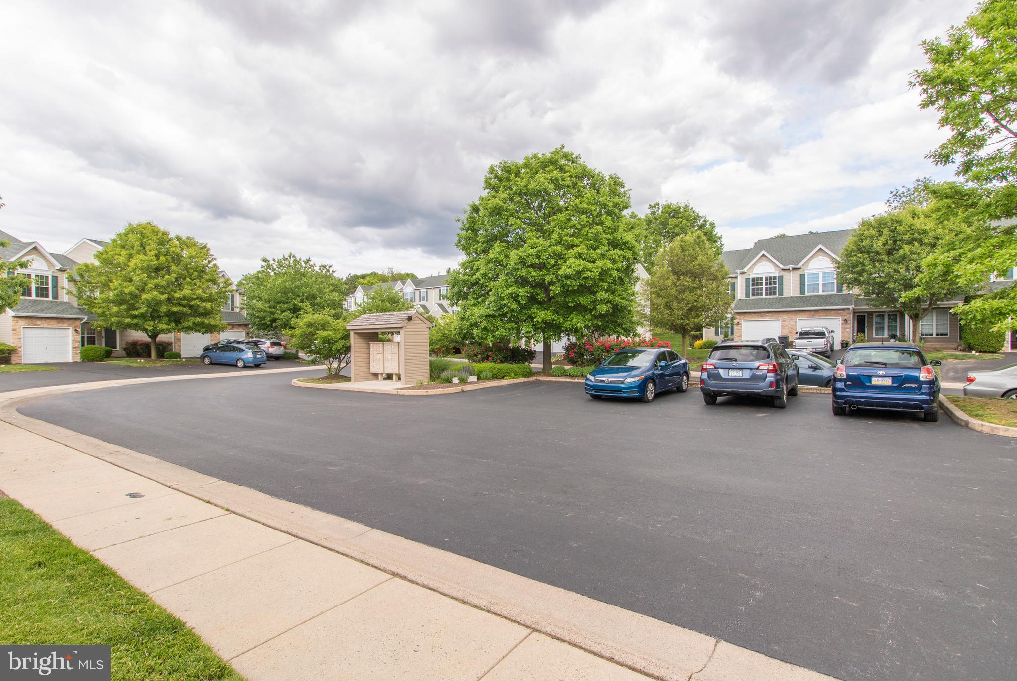 CLUB VIEW MANOR - Residential