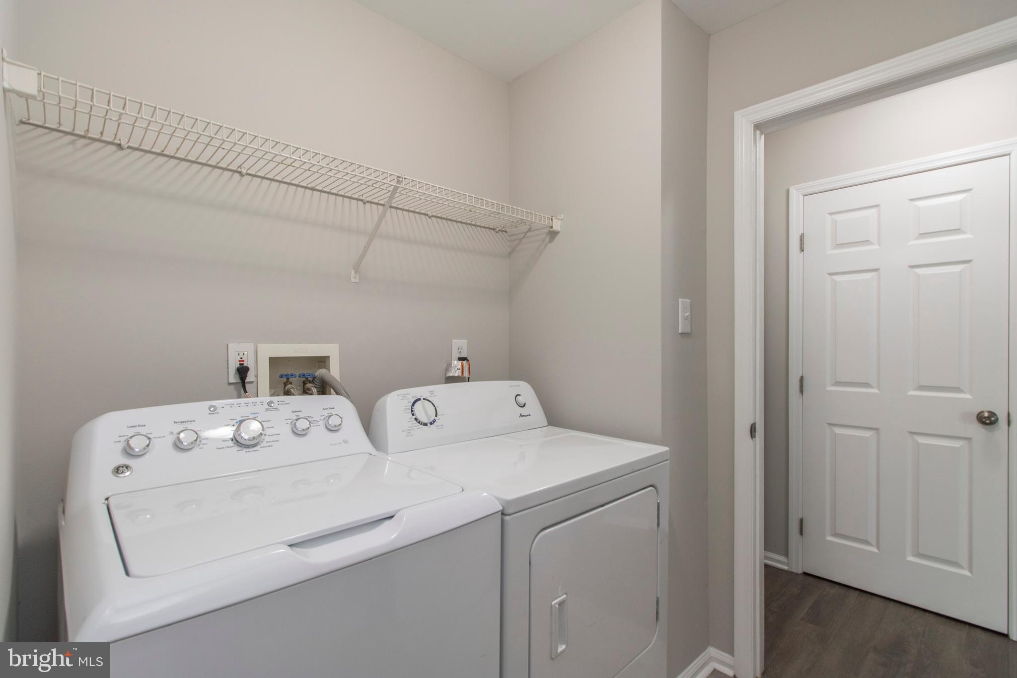 CLUB VIEW MANOR - Residential