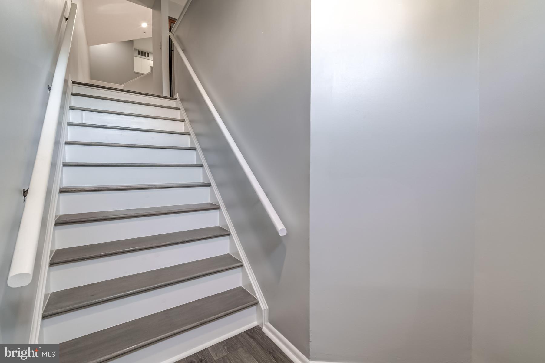 DEVON HILLS - Residential Lease