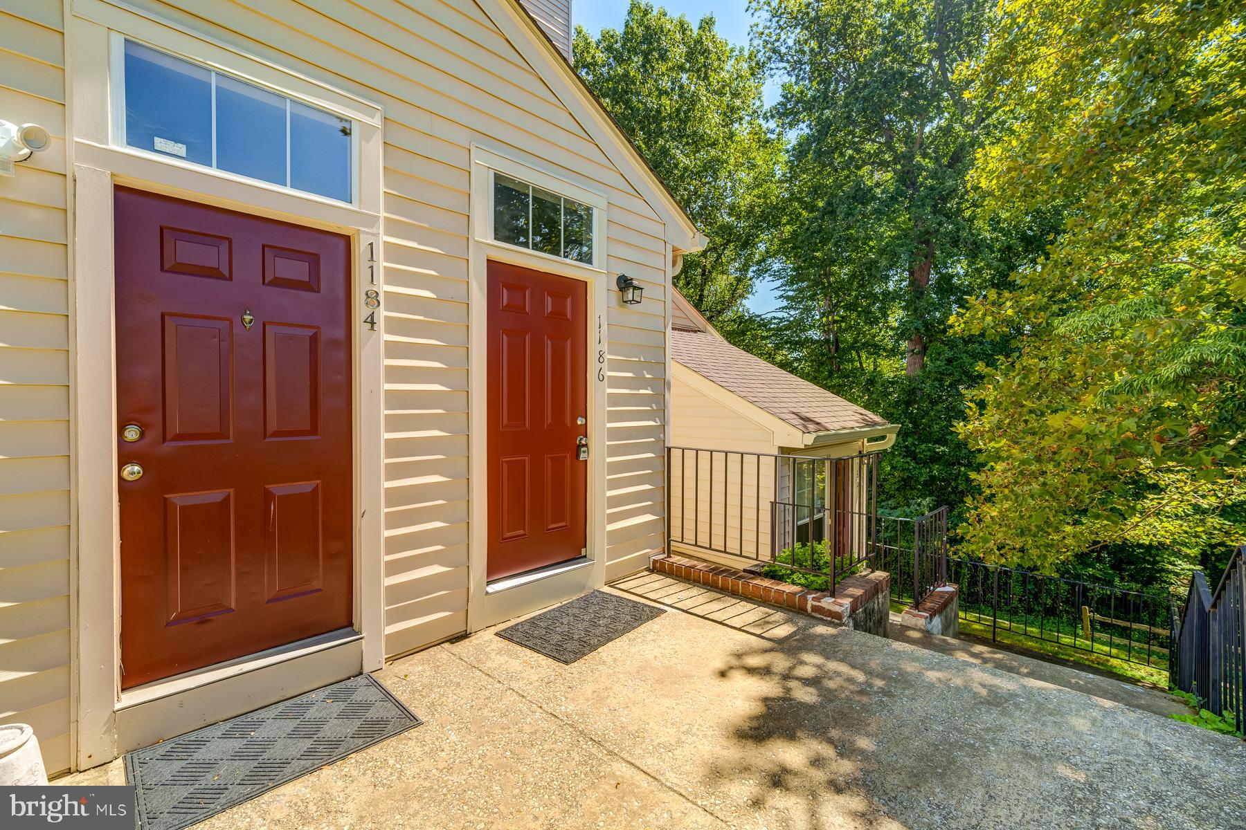 DEVON HILLS - Residential Lease