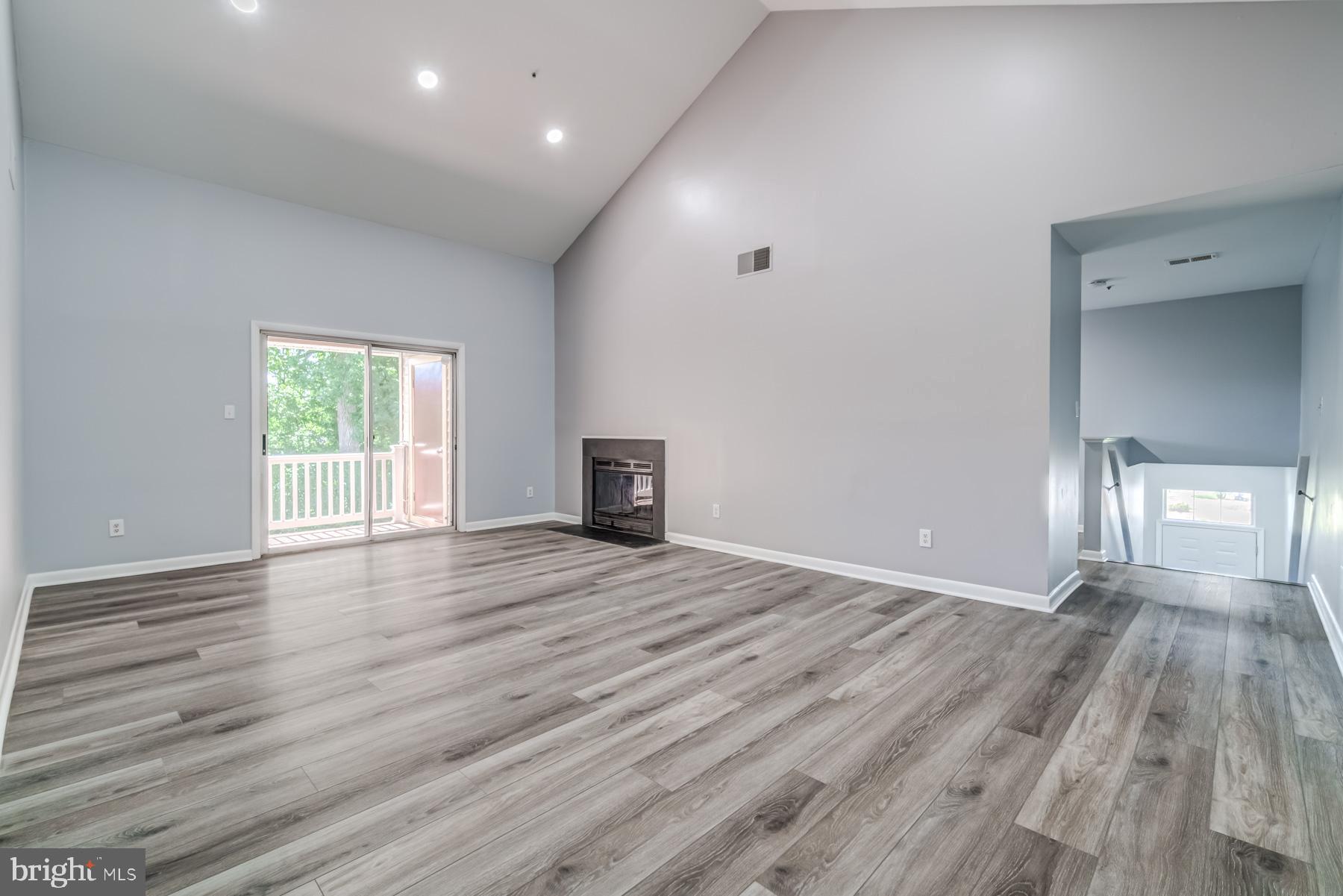 DEVON HILLS - Residential Lease