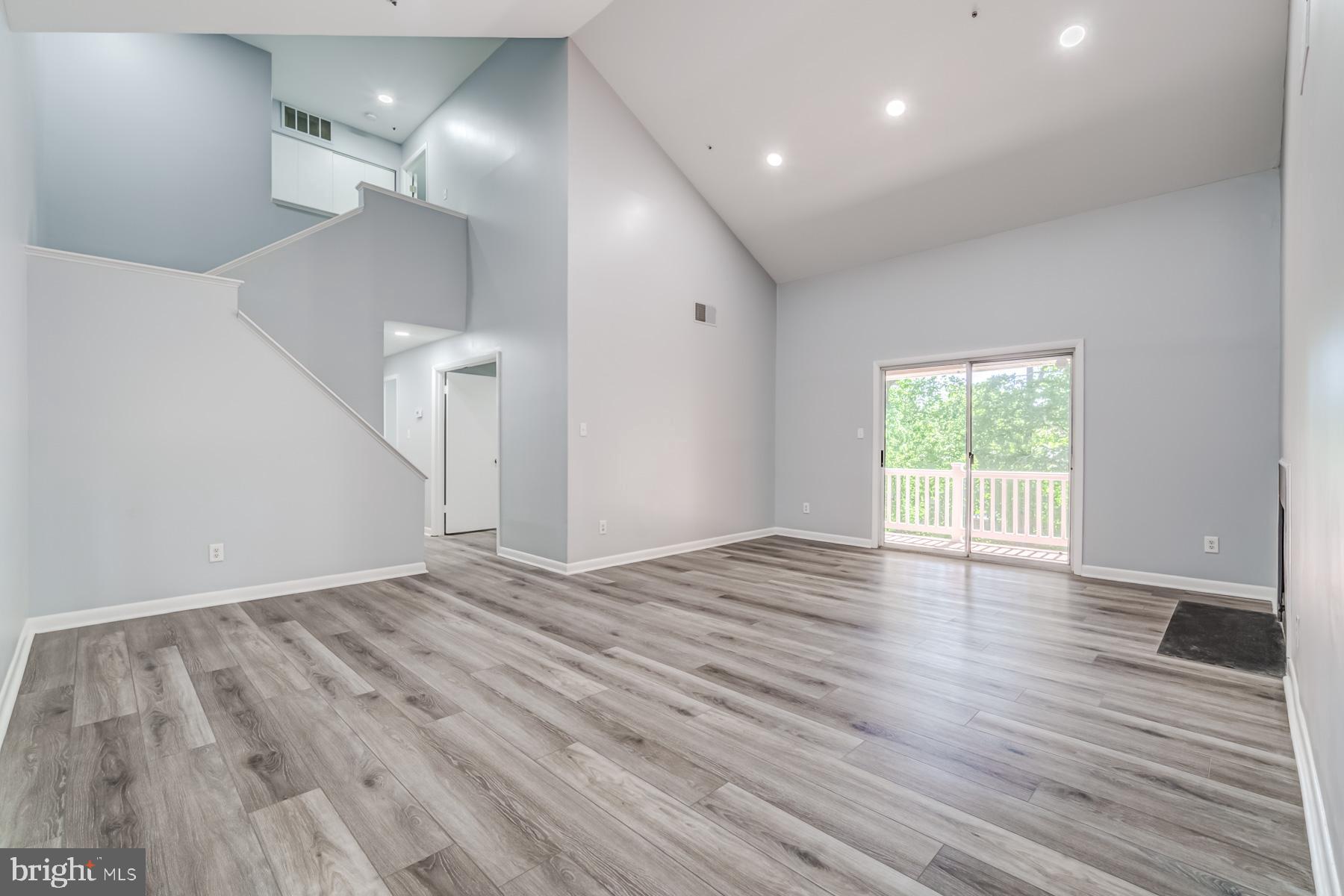 DEVON HILLS - Residential Lease