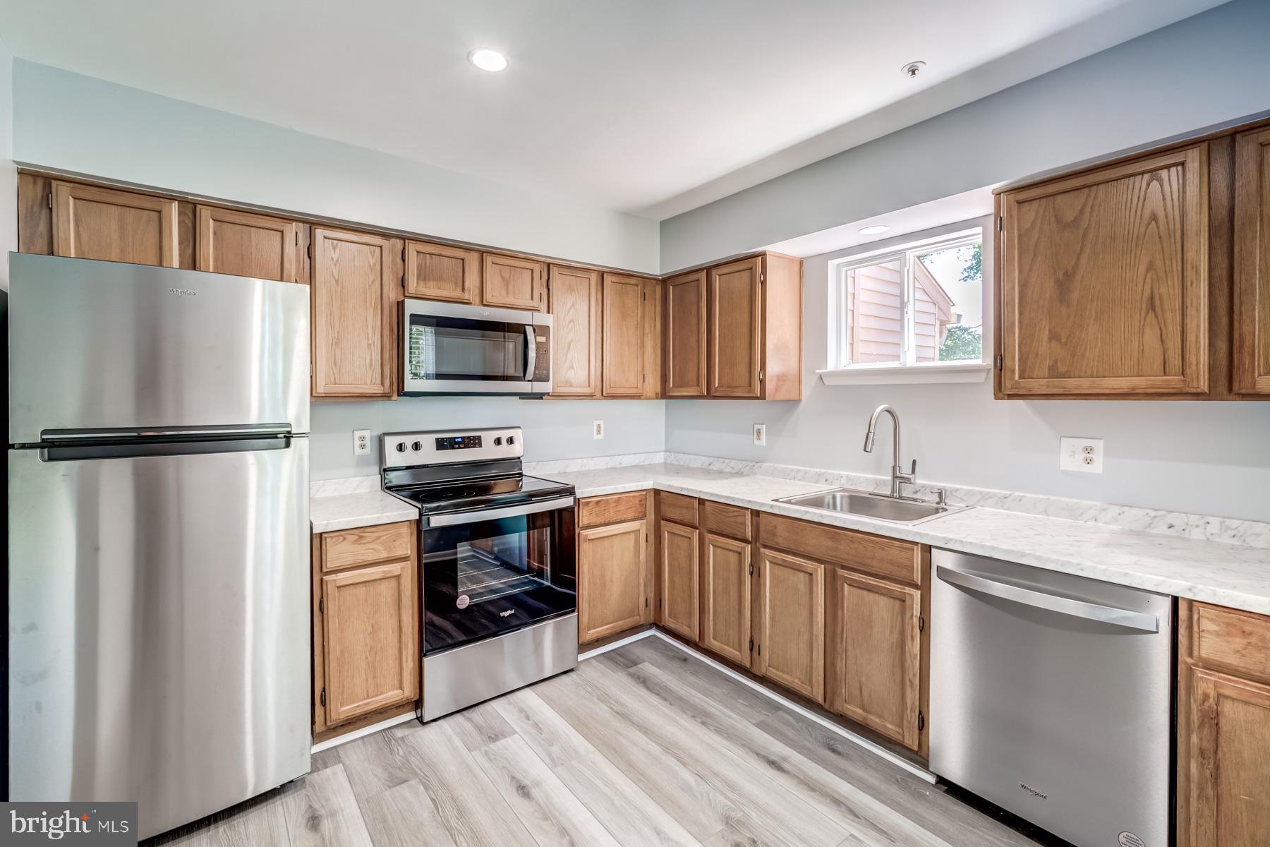 DEVON HILLS - Residential Lease